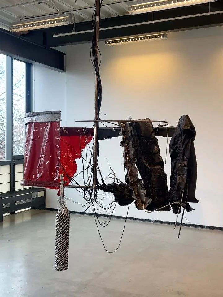 G/G/DROP is a sculptural sensing environment. It reads as a compromised enclosure, the archeology of a gooner eschaton, the bombed drone op RV. Like an abandoned cave where the accretion has grown from the drips of the power grid, it&rsquo;s been lef