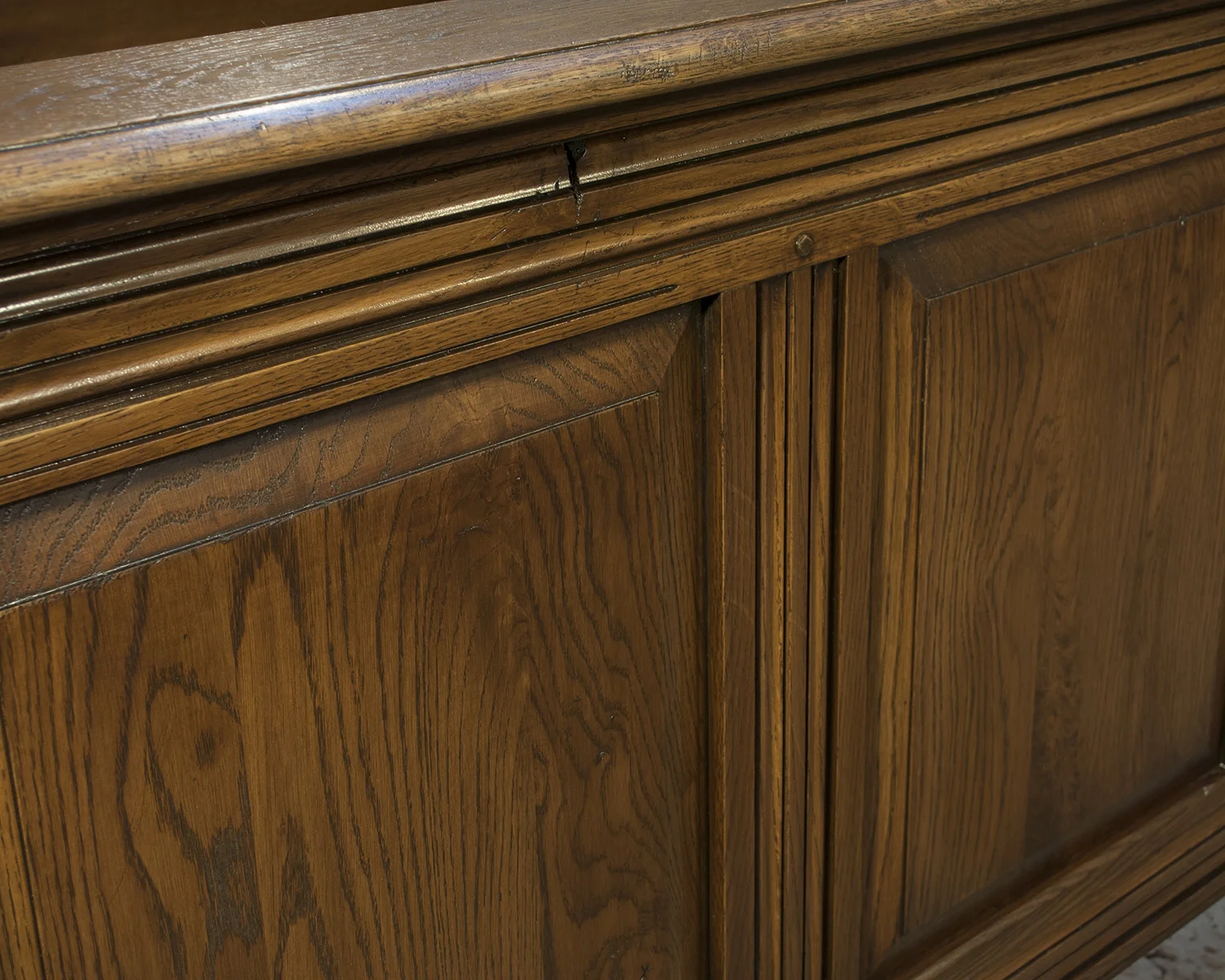 Large-Tudor-Oak-Bed-Panels.jpg
