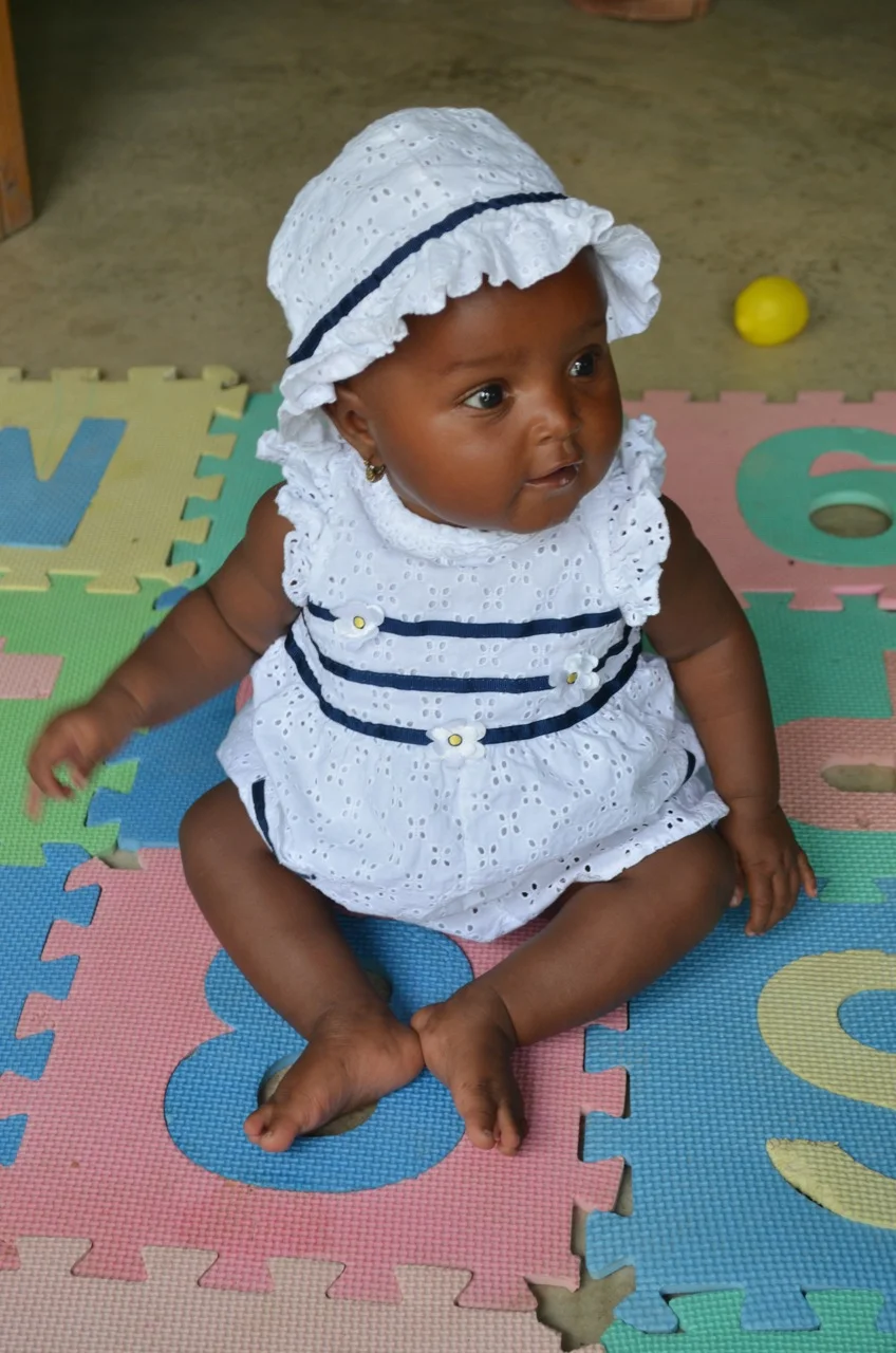 APRIL 2015. Beige in blue! 15 lbs! 