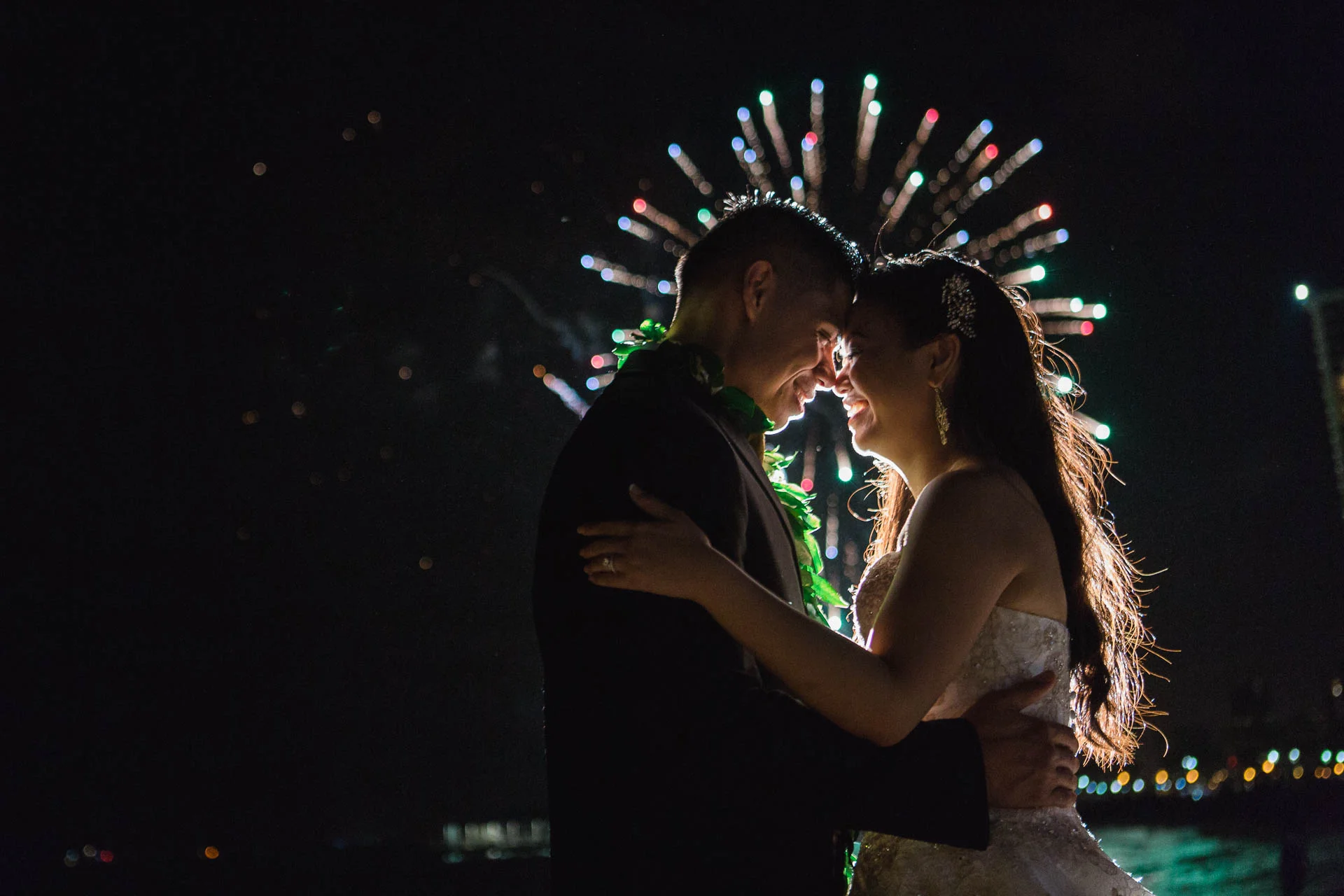 19.45.46-Waikiki Fireworks-Formals-Waikiki.MK1L6444.jpg