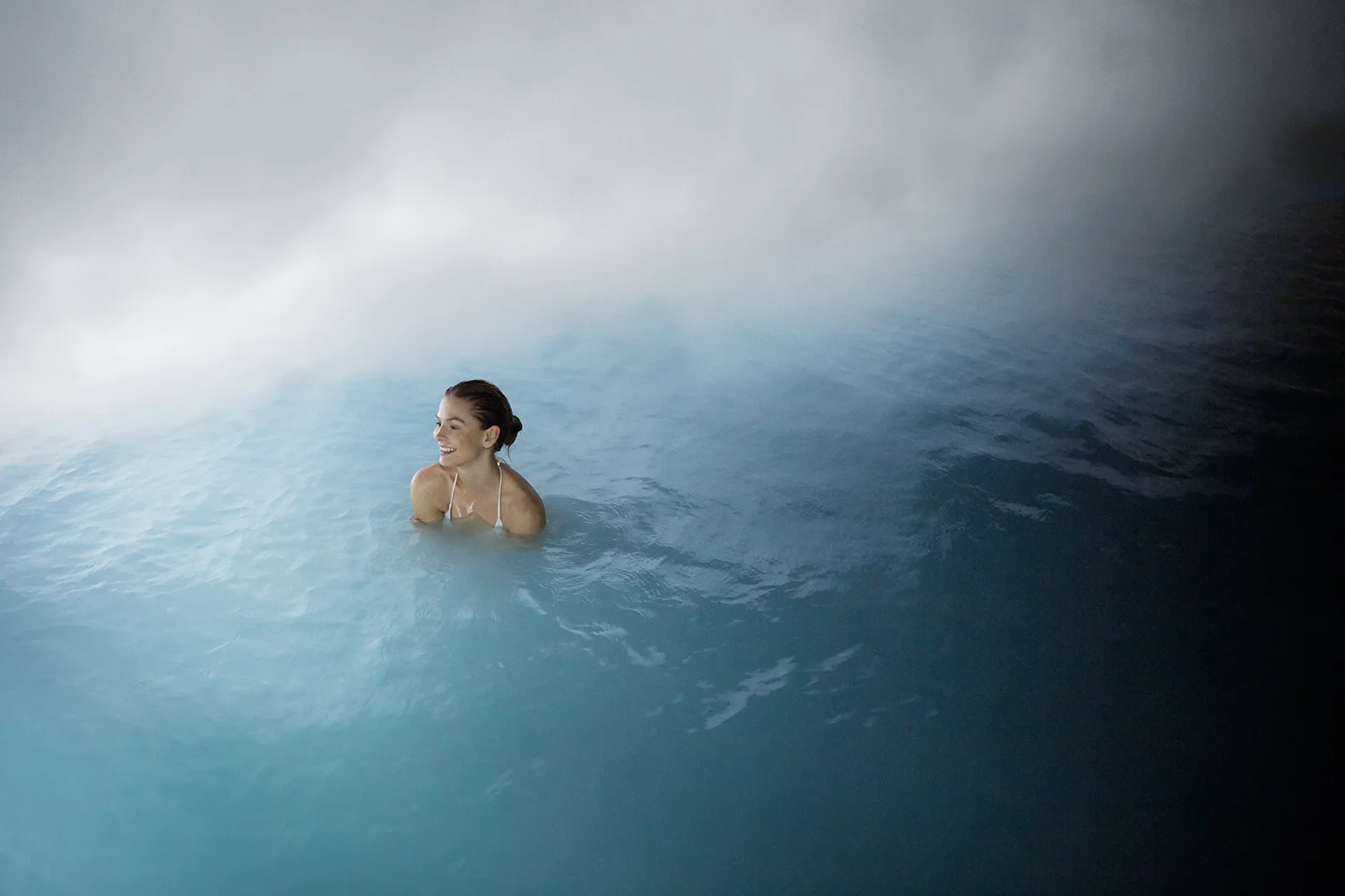 Ari_Magg_Blue_Lagoon_Night.jpg