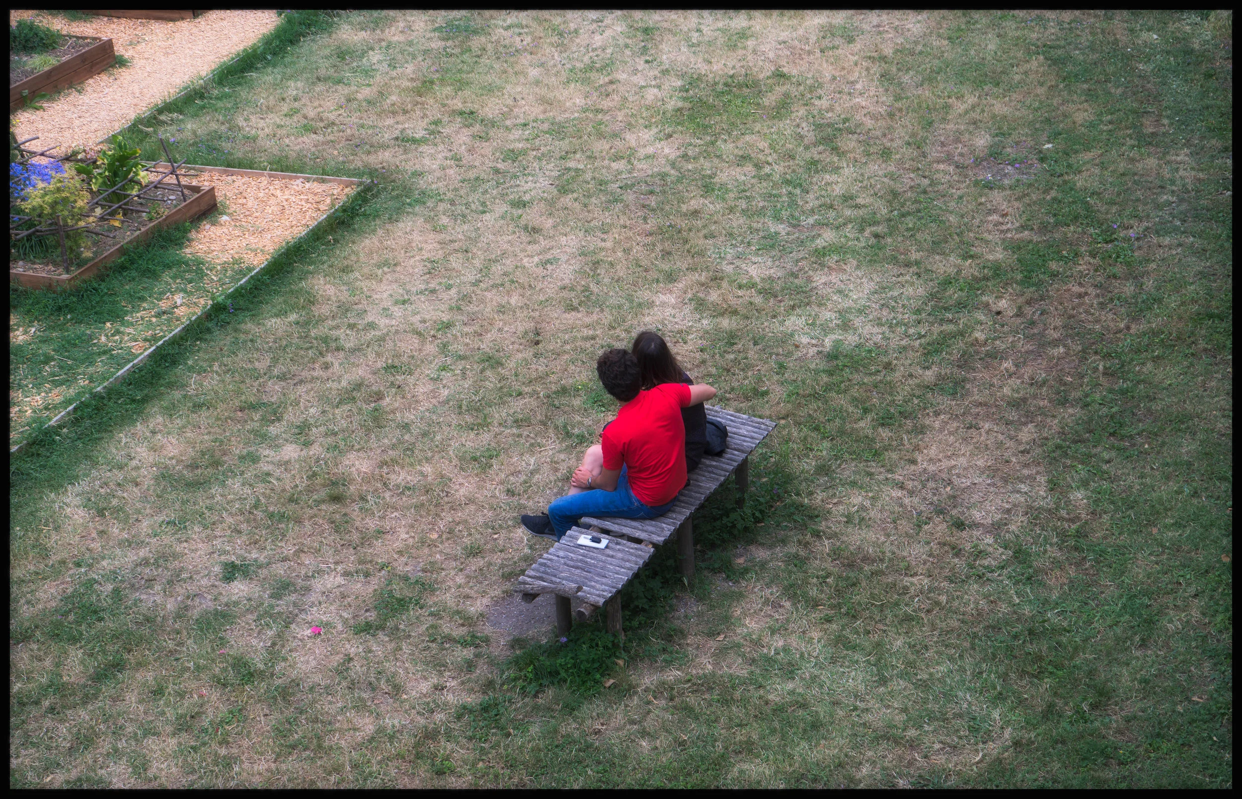 Cuddle in the Garden