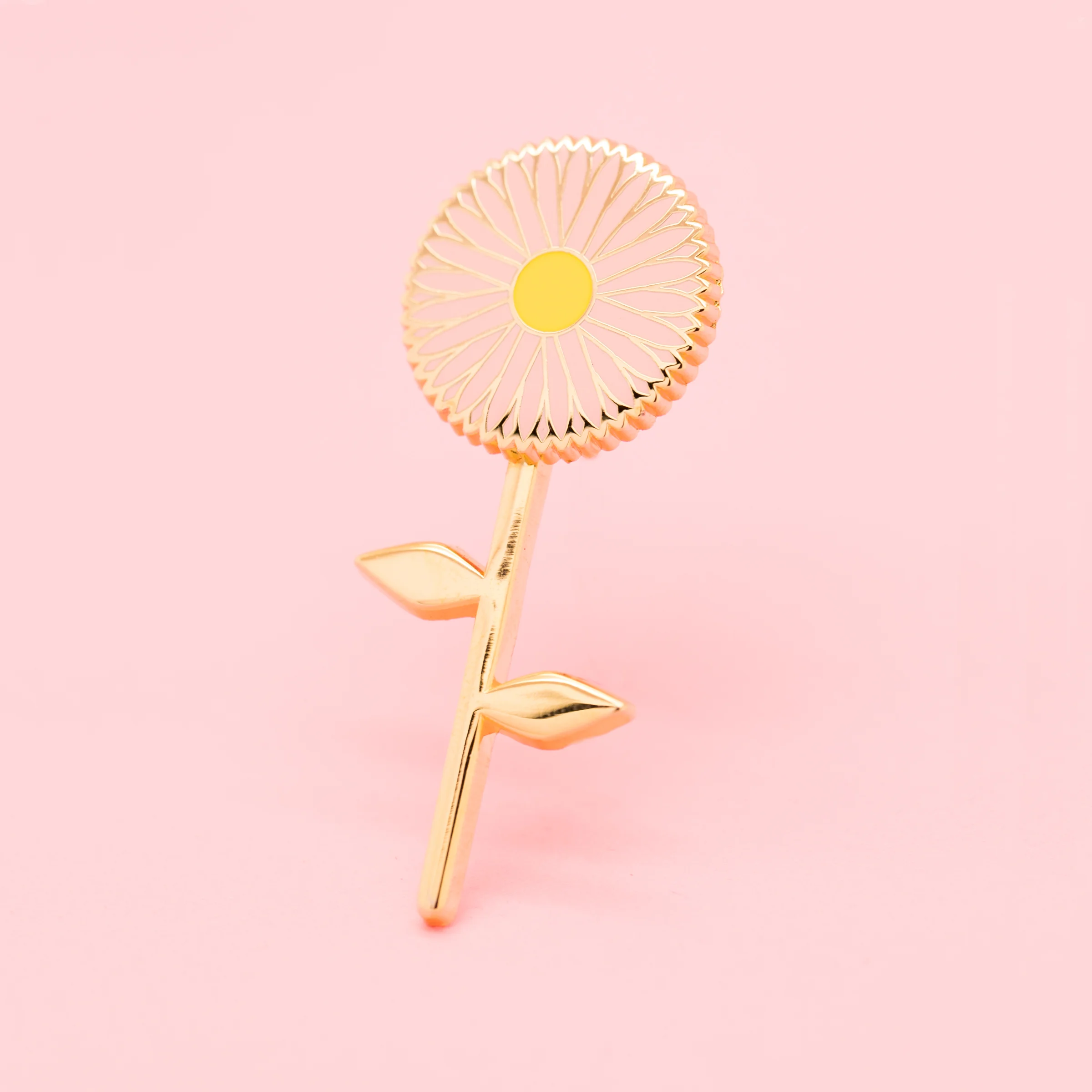 SPINNING FLOWER (GEO-NOV18) 2" Hard Enamel Lapel Pin High Polished Gold Plating Pink Heart-Shaped Rubber Caps $12 Retail / $6 Wholesale