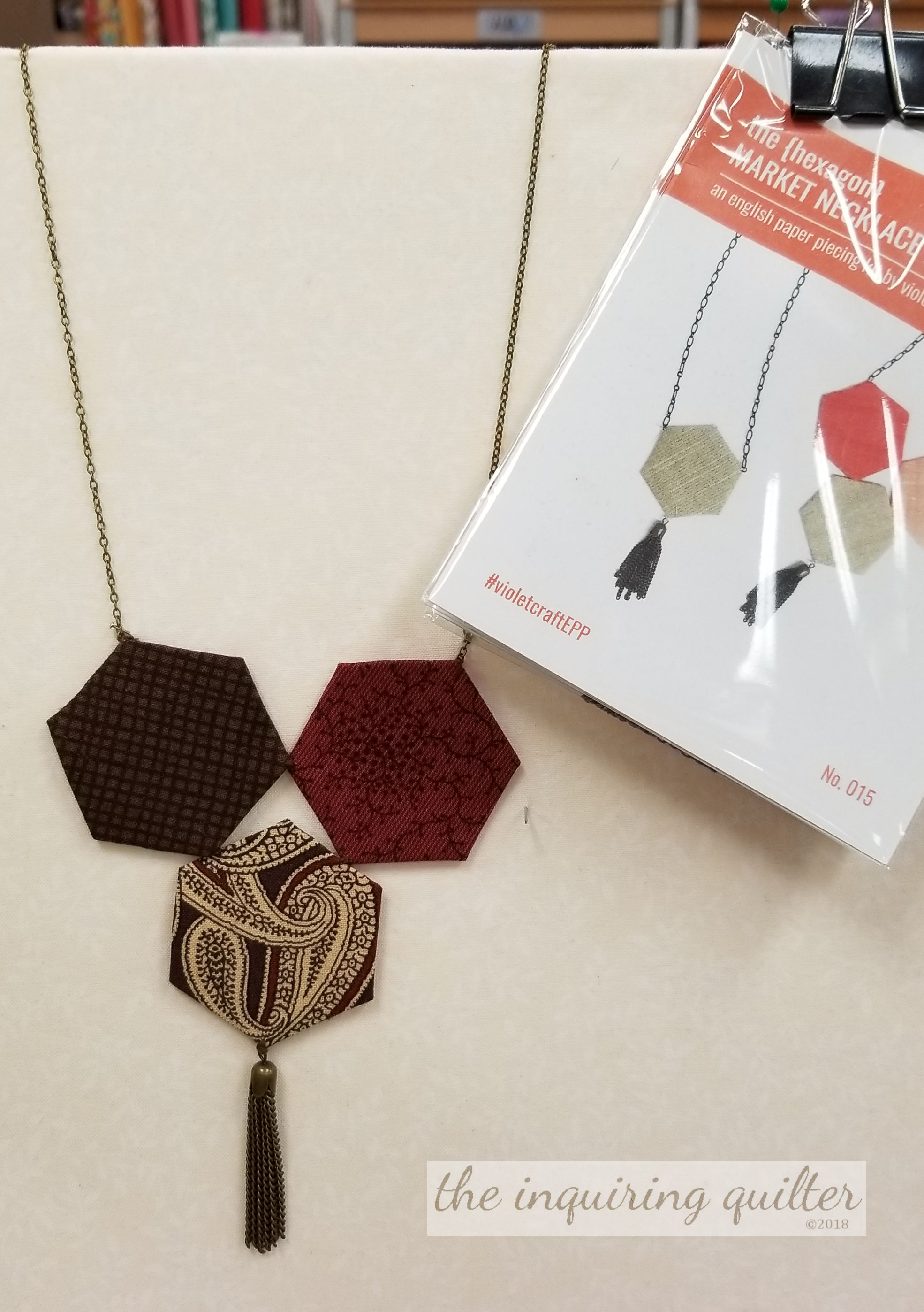 A few months ago, this cute kit came in. I love how simple this is! Make a few hexies, add the jewelry fixings, and you've got a necklace! I love how clever and easy this is.
