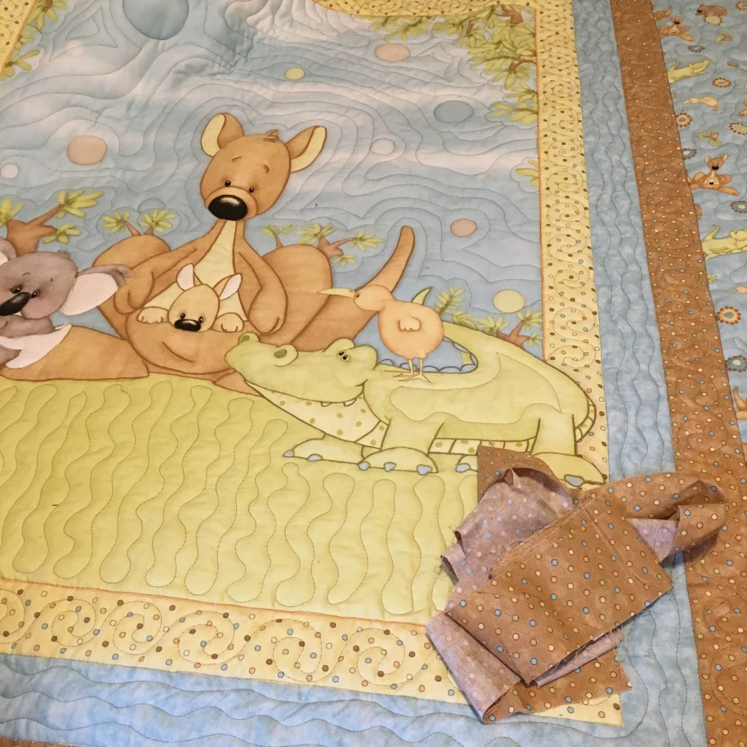 Gail baby quilt with minky 1.jpg