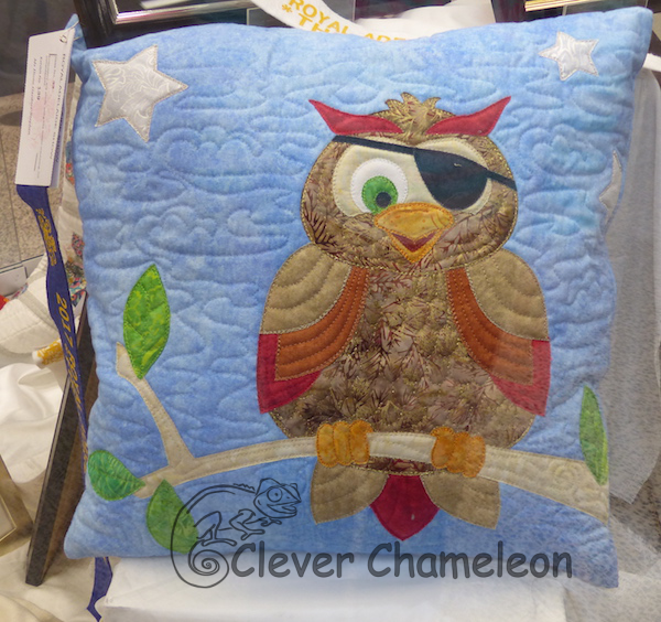 Dione pirate-owl-at-show-wm1.png