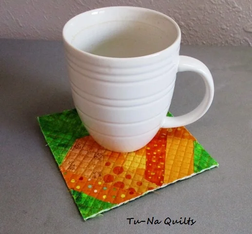 Karen mini pumpkin mug rug.jpg