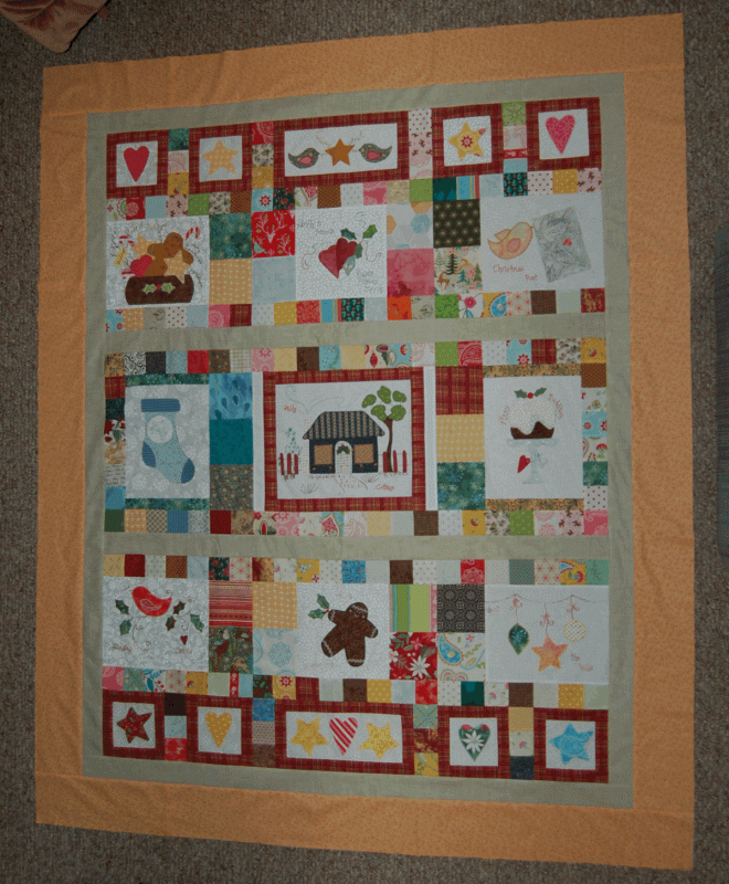 Suz Holly Cottage Christmas.gif