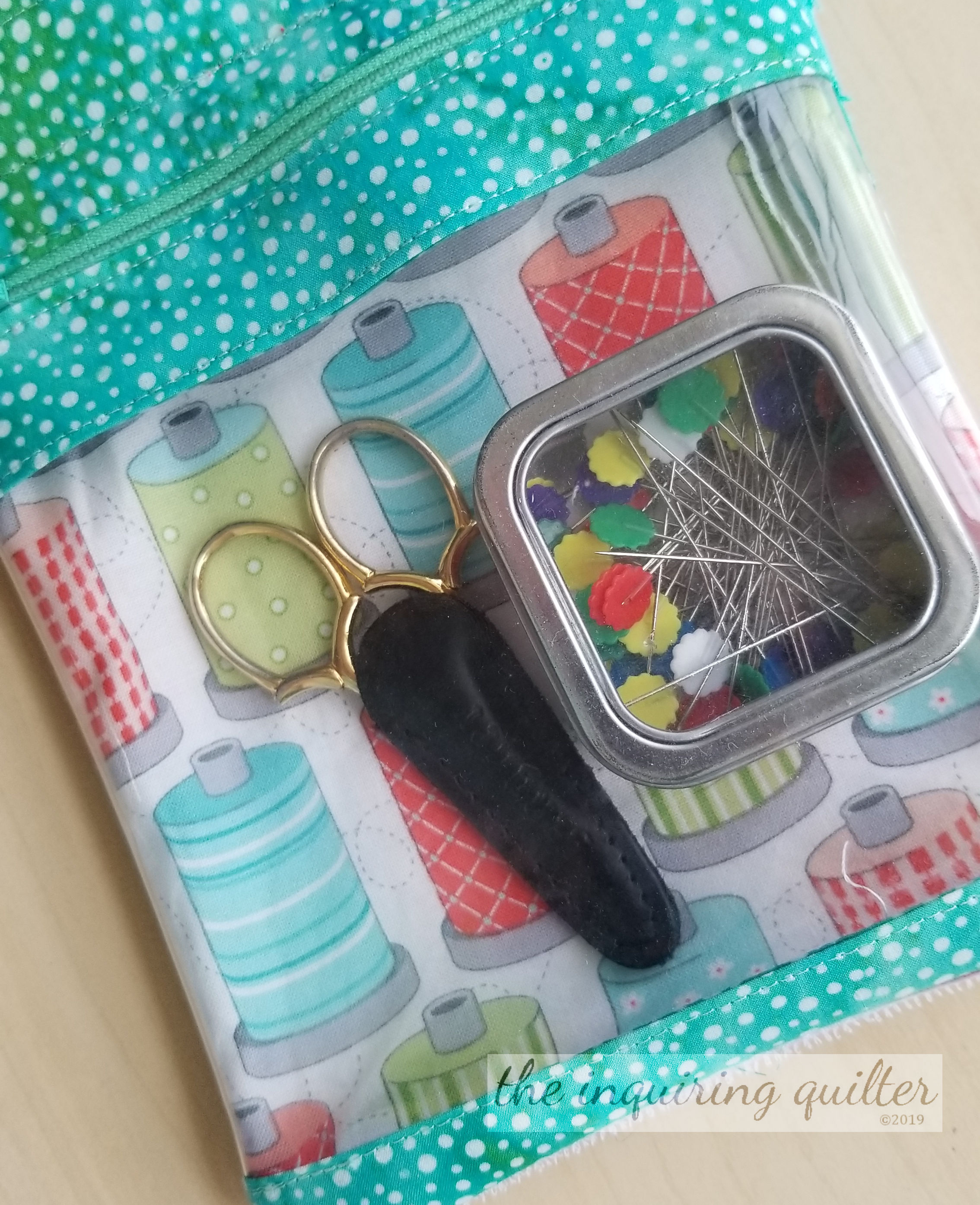 Zippered Sewing Caddy 1.jpg