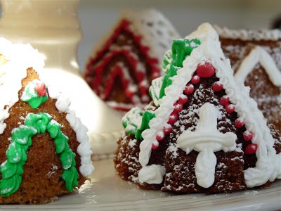 Tiny Gingerbread Cake Houses — ButterYum — a tasty little food blog