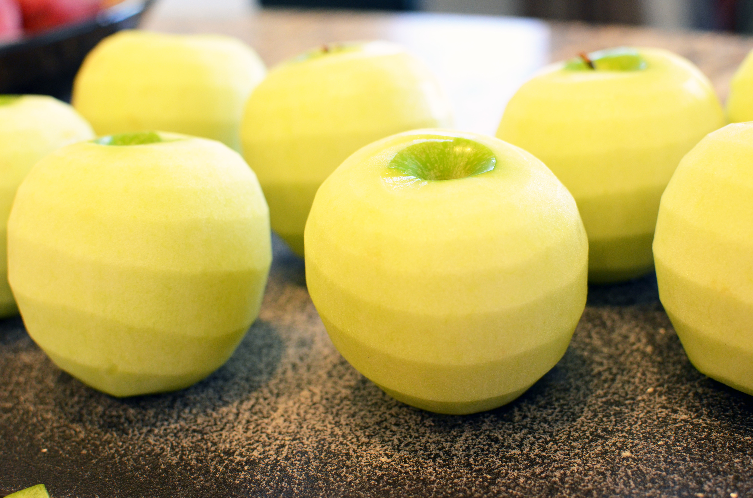 I peeled all these apples in about 2 minutes flat. Apple pie, here I come - love this little gadget!! 