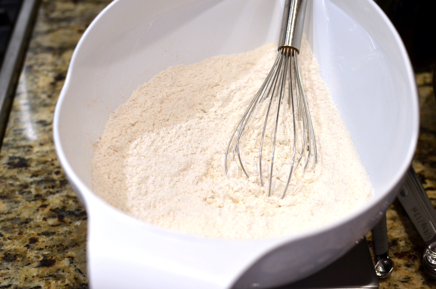 Whisk the dry ingredients together.