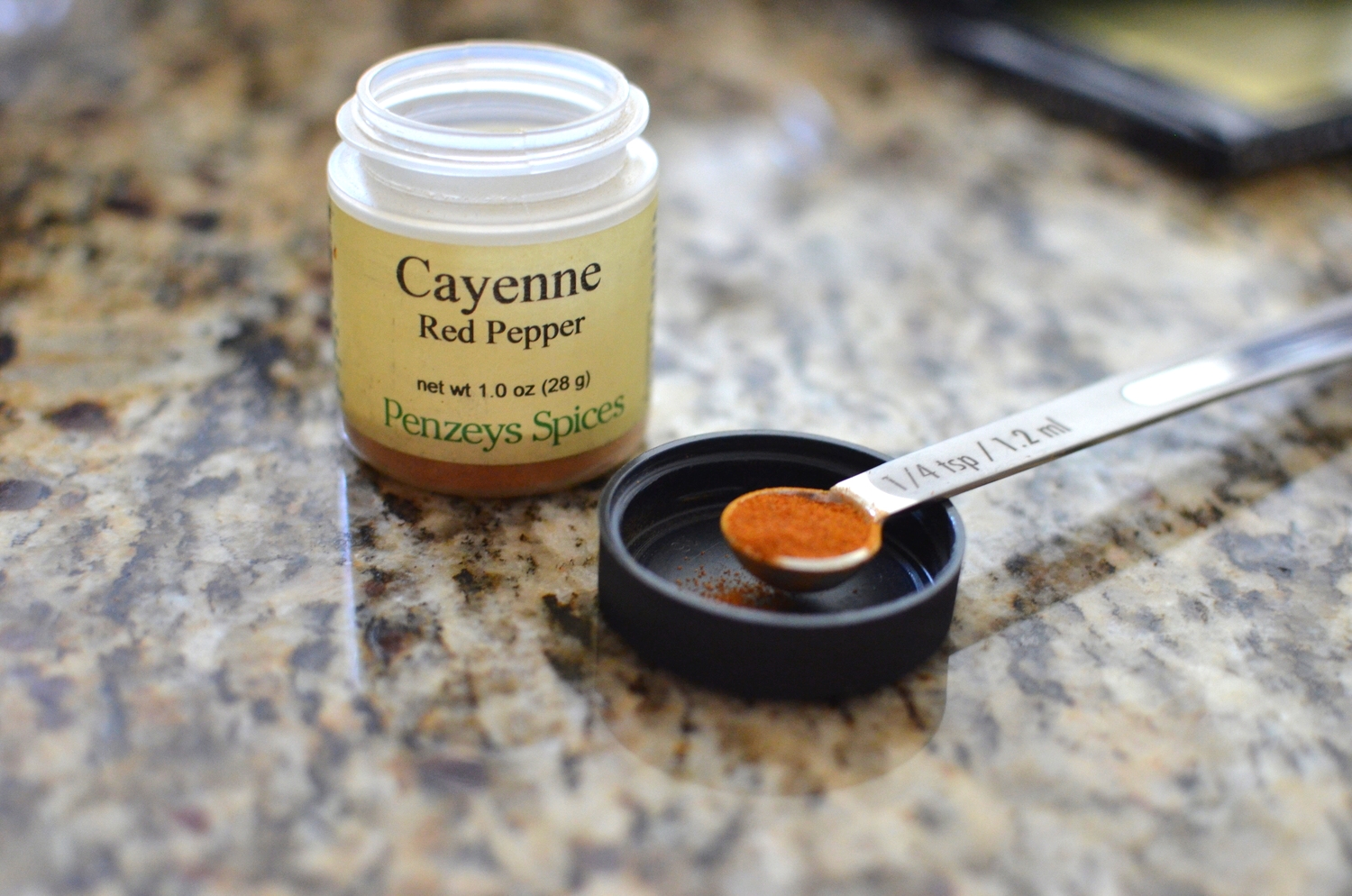 Now we add cayenne pepper - the recipe calls for 1/4 - 3/4 teaspoon. I used 1/4 teaspoon.