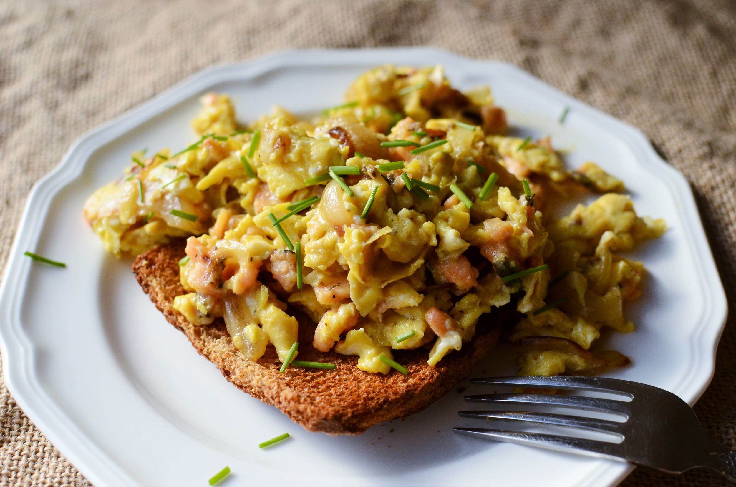 Open Faced Lox, Eggs, and Onions Recipe WITH PHOTOS