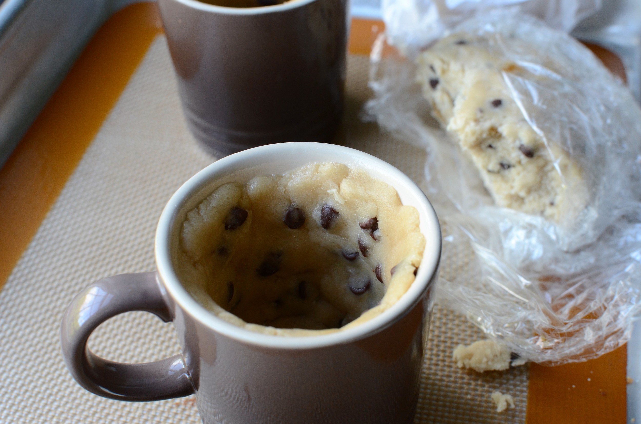 making mini chocolate chip cookie cups in Le Creuset espresso mugs
