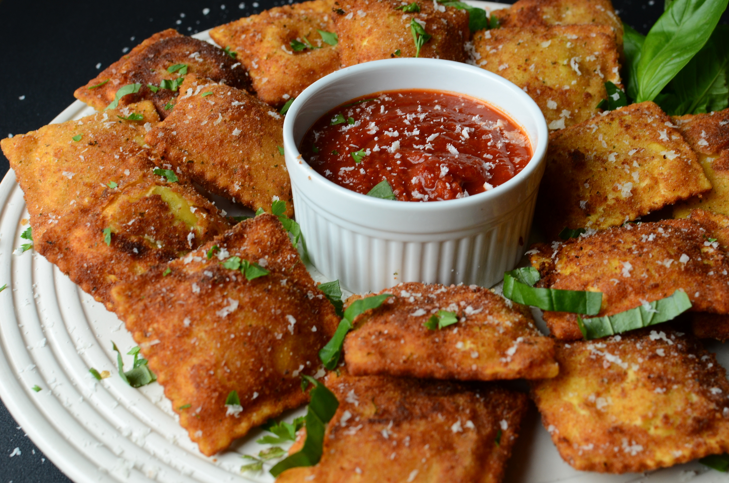 Toasted Ravioli - ButterYum