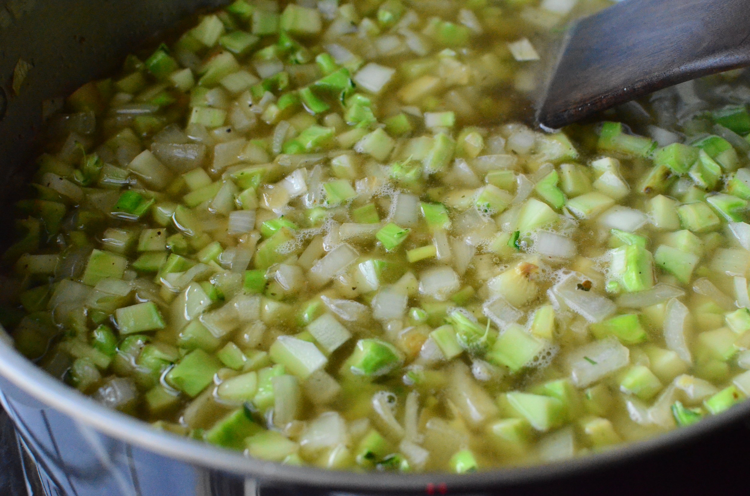 is the stalk of broccoli edible? Yes, and here's a great recipe to try - complete with how to photos.
