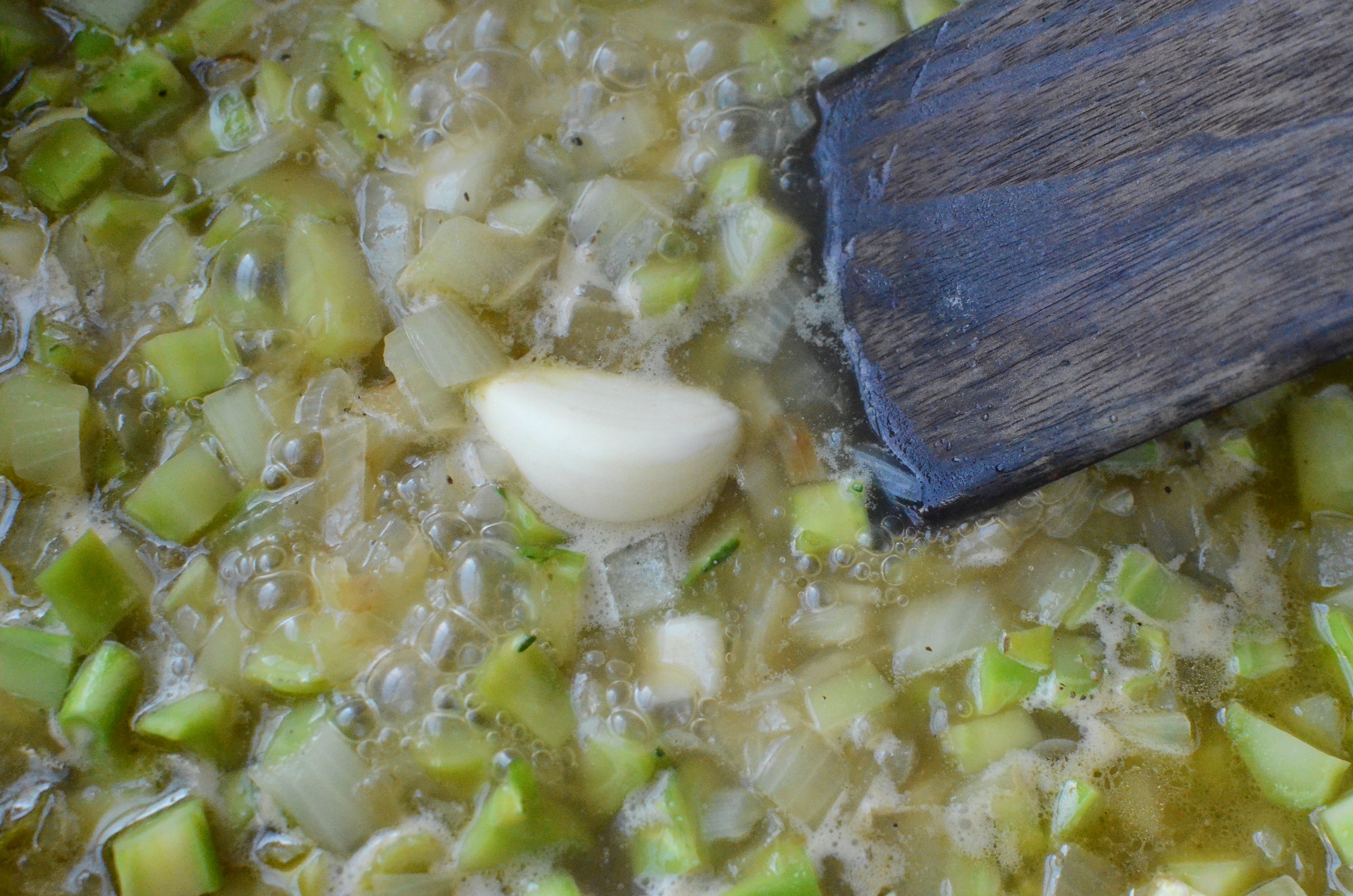 how to cook broccoli stems. how to cook broccoli stalks. broccoli stem soup. broccoli stalk soup. recipe with how to photos.
