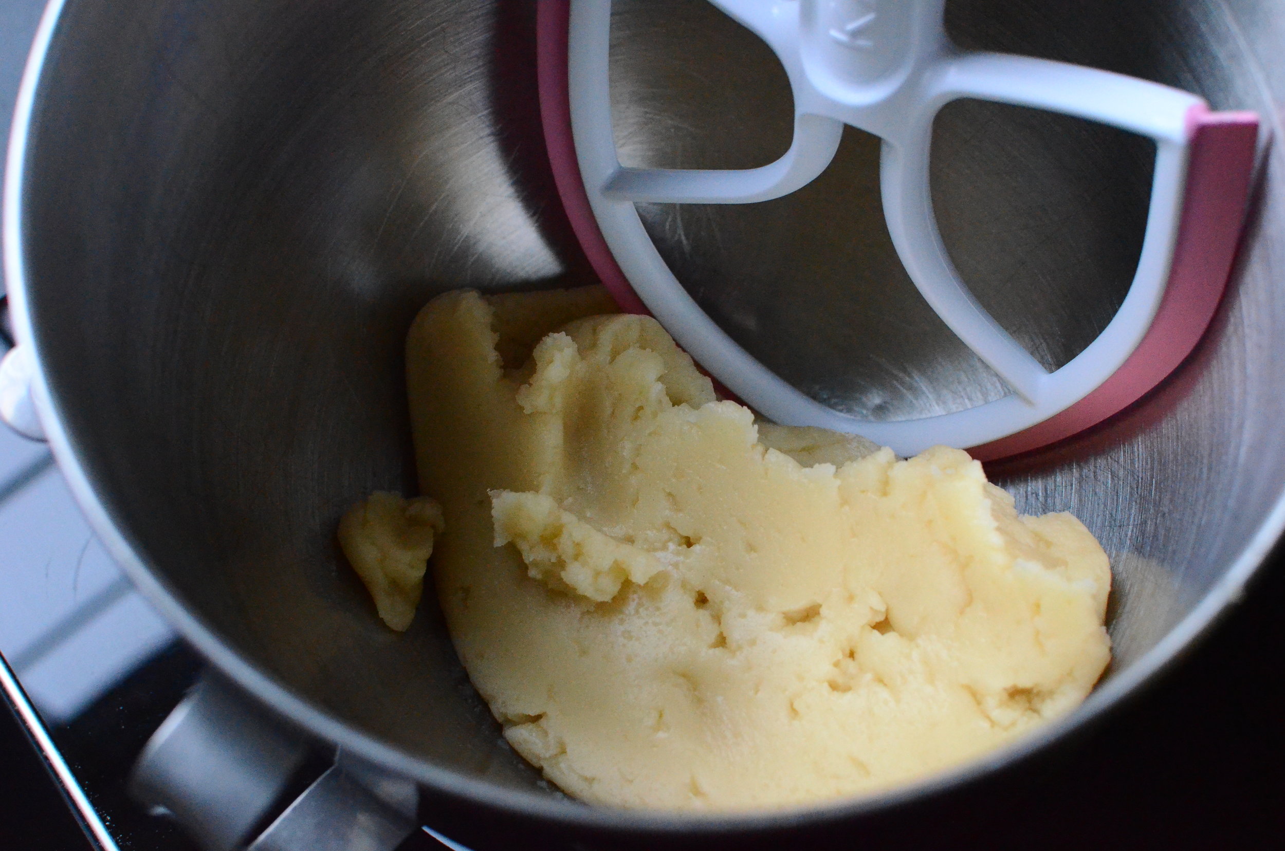 step-by-step photos and recipe for how to make pate a choux, choux paste, eclairs