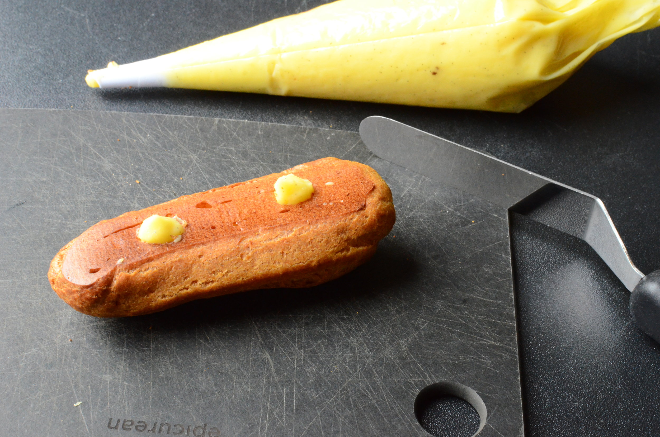 how to make eclairs from scratch. how to make pate a choux from scratch. how to make choux paste from scratch. RECIPE AND HOW-TO PHOTOS