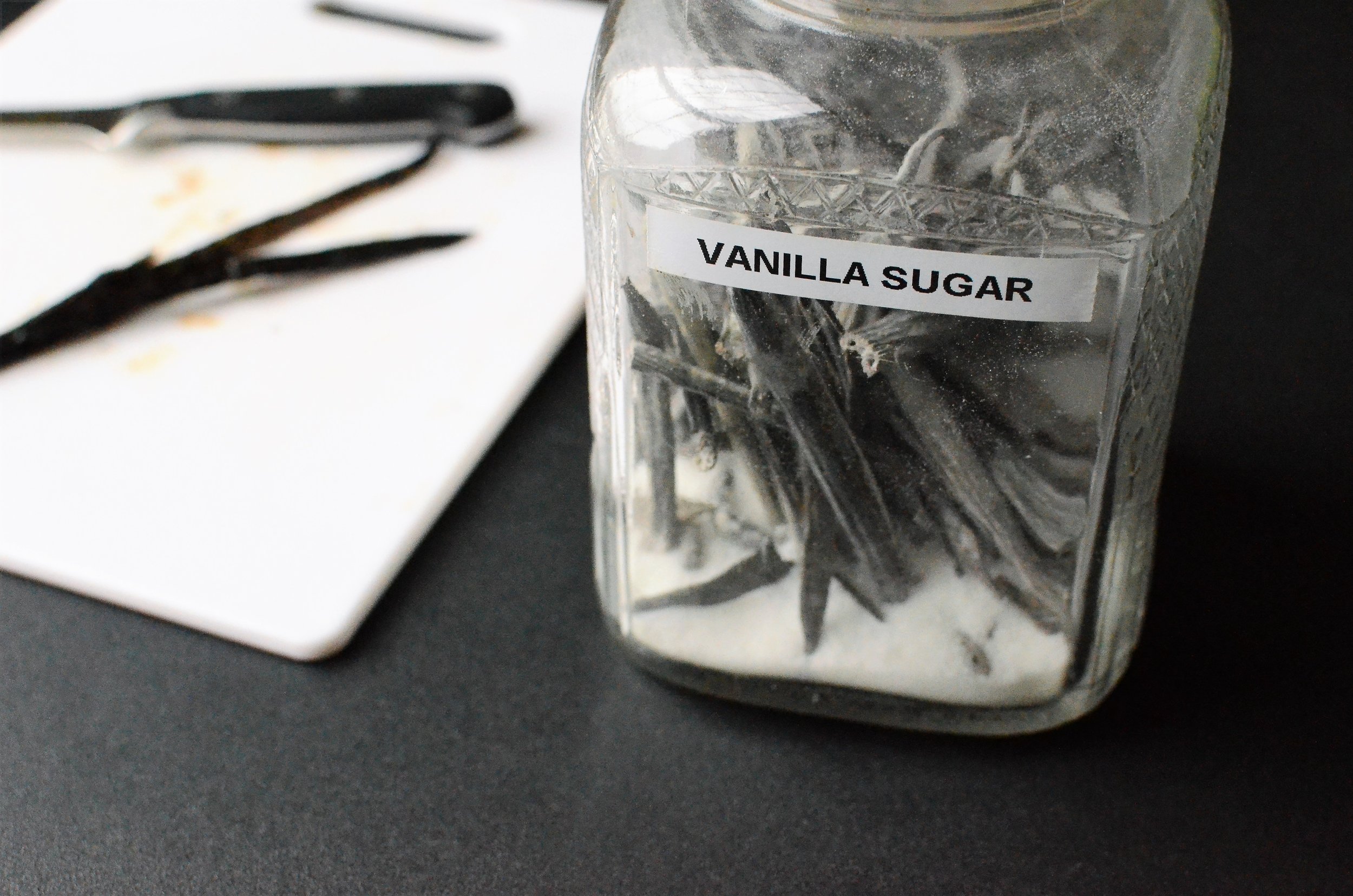 how to make vanilla sugar - ButterYum