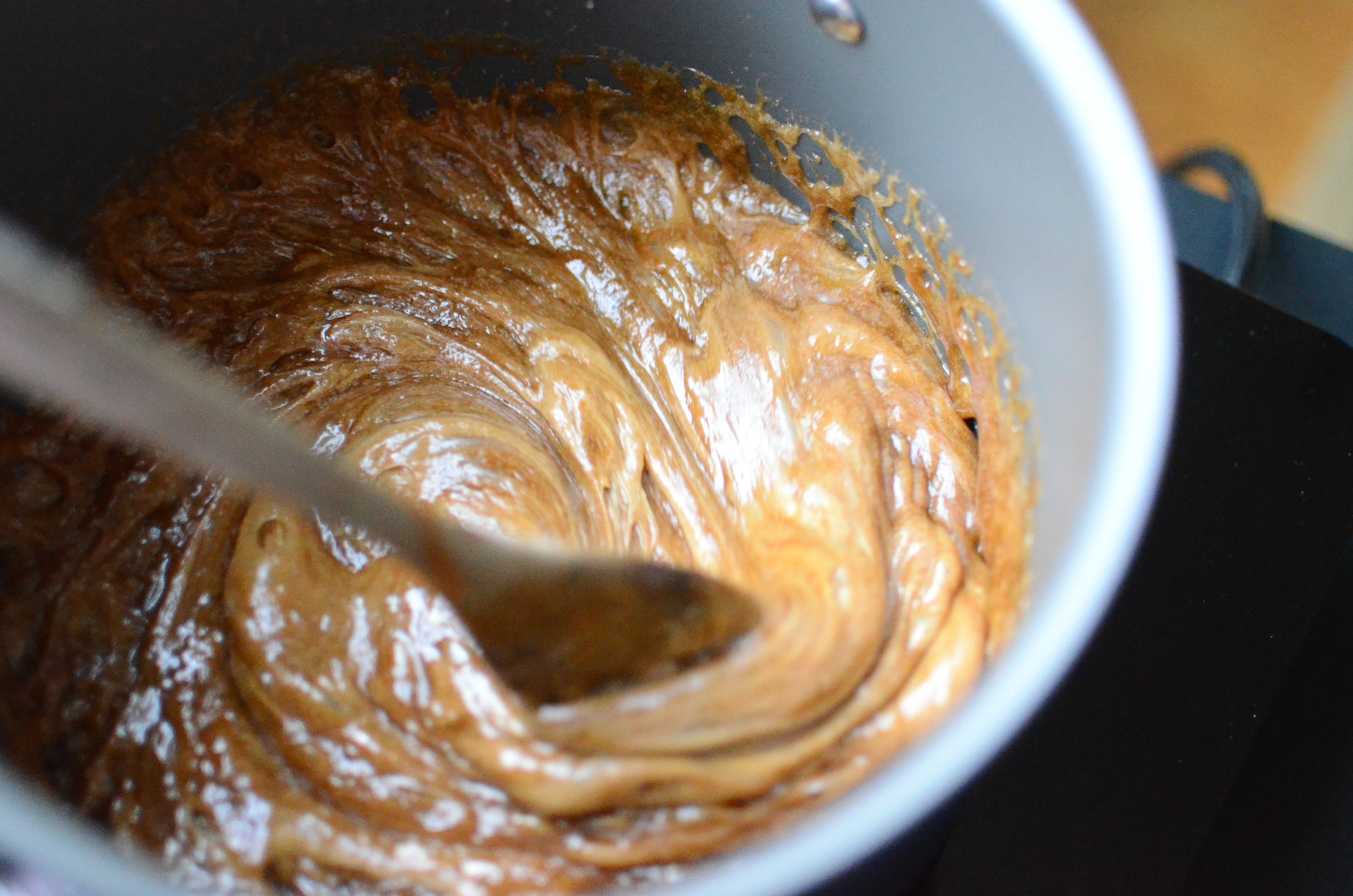 English Toffee recipe with lots of how-to photos - ButterYum