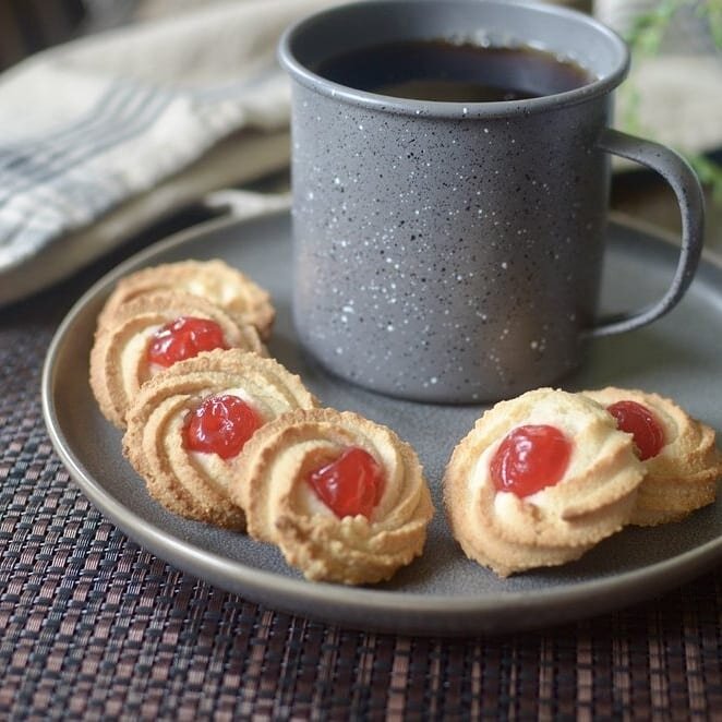 #italianalmondpastecookies #italianalmondcookies #italiancookies🇮🇹 #bakerycookies #bakersofinstagram #thebakefeed #bakingwithalmonds #almondrecipes #italianbaking #italianbakery #almondpaste #italianswirlcookies #pastedimandorla #pastedimandorle #p