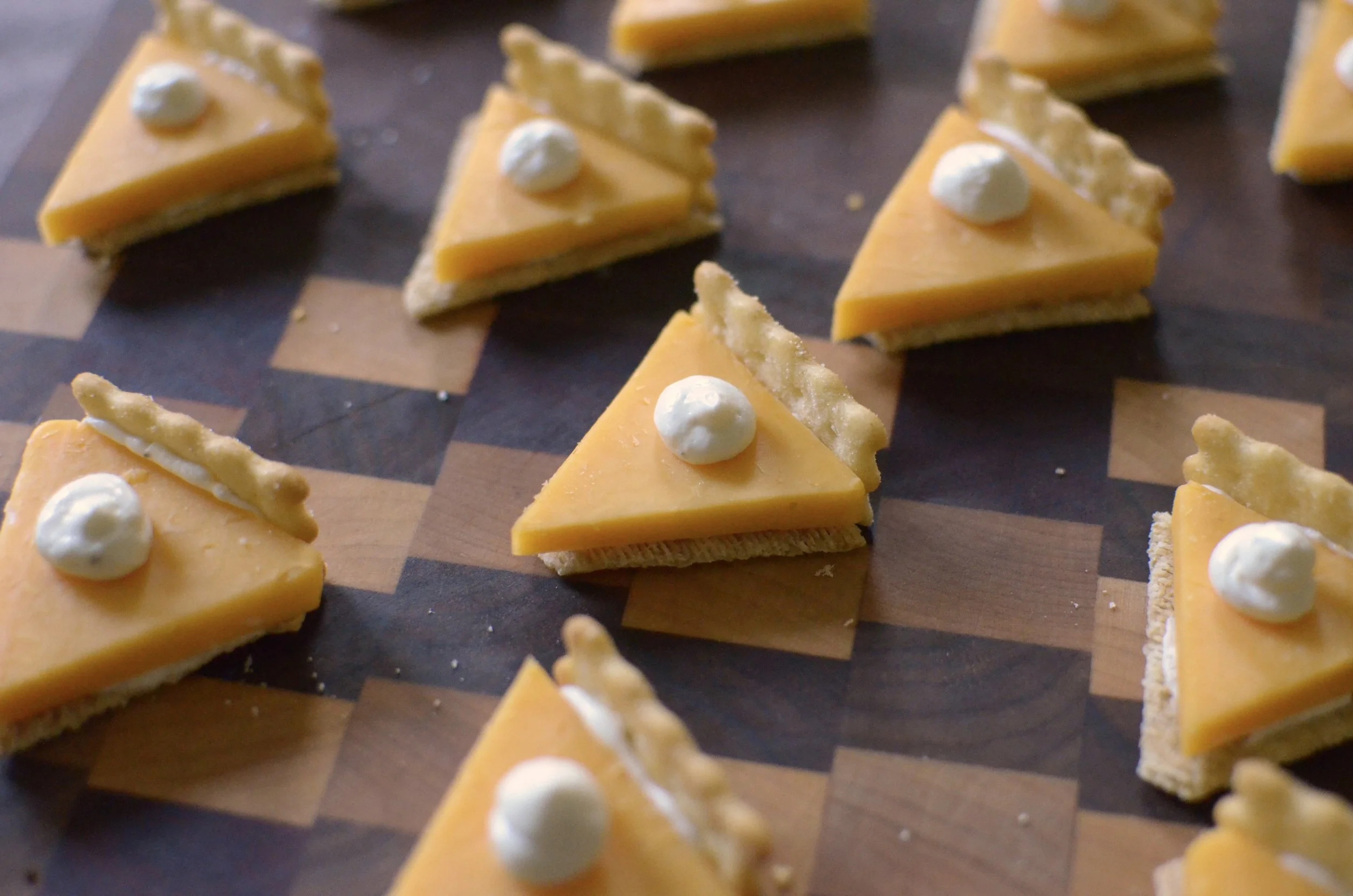 Cheese and Cracker "Pie" Appetizers