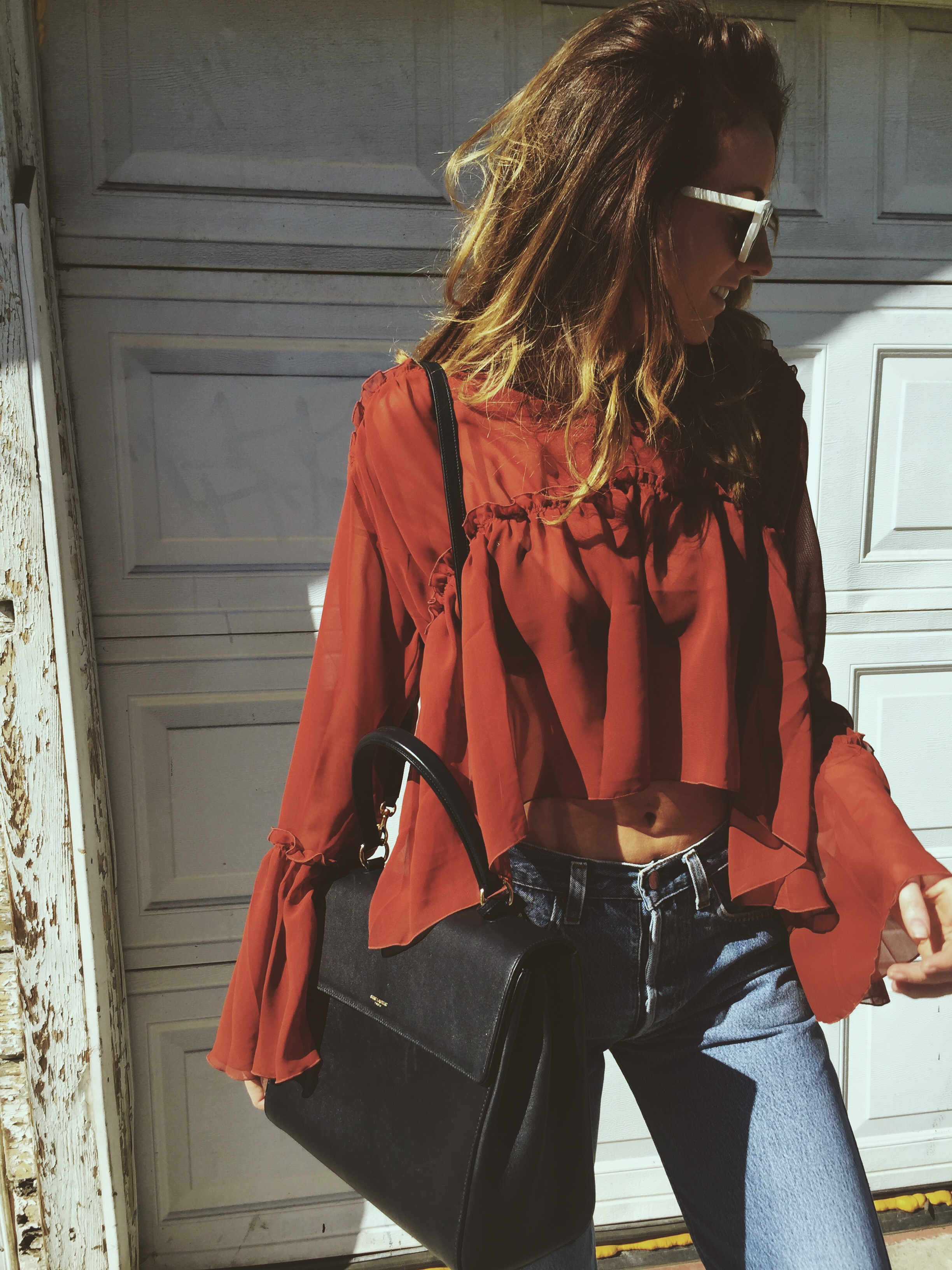Outfit// Top Maurie & Eve // Jeans Vtg Levis // Bag YSL via Trendlee // Shoes ASOS // Sunglasses Vtg