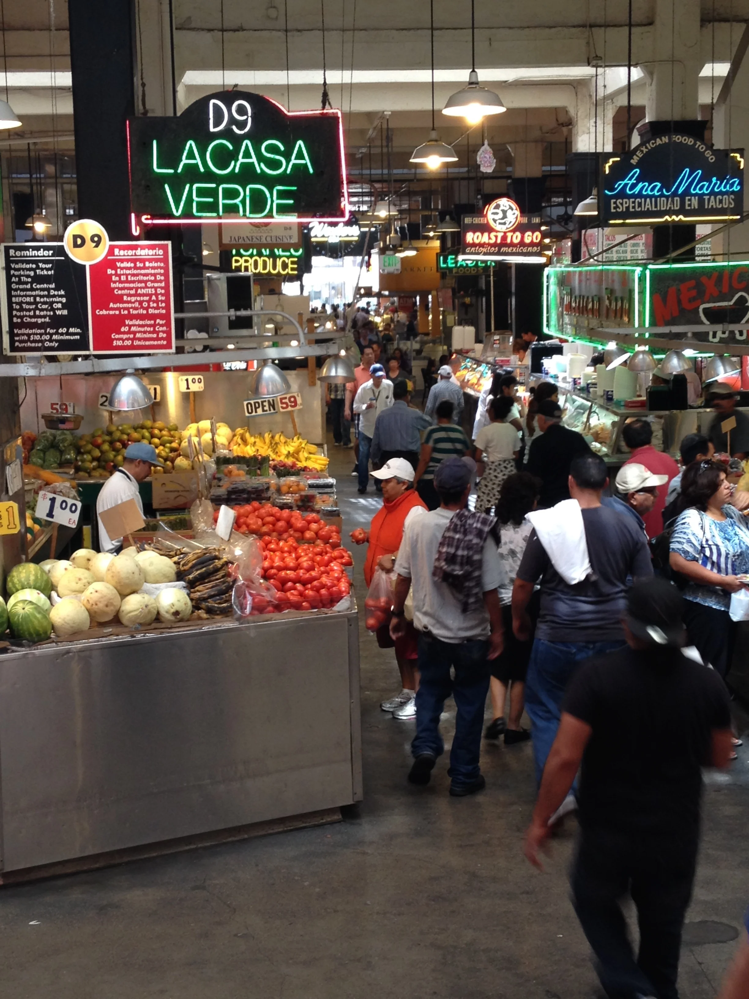 La Casa Verde, which sells local seasonal fruits and vegetables.