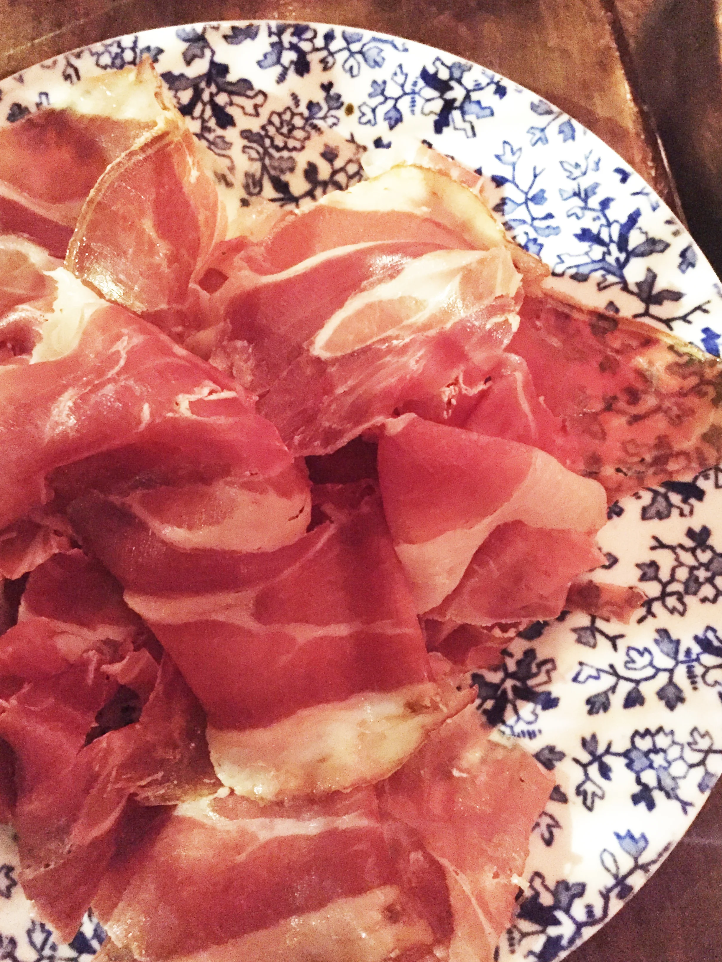 Country Ham (Edwards, VA)