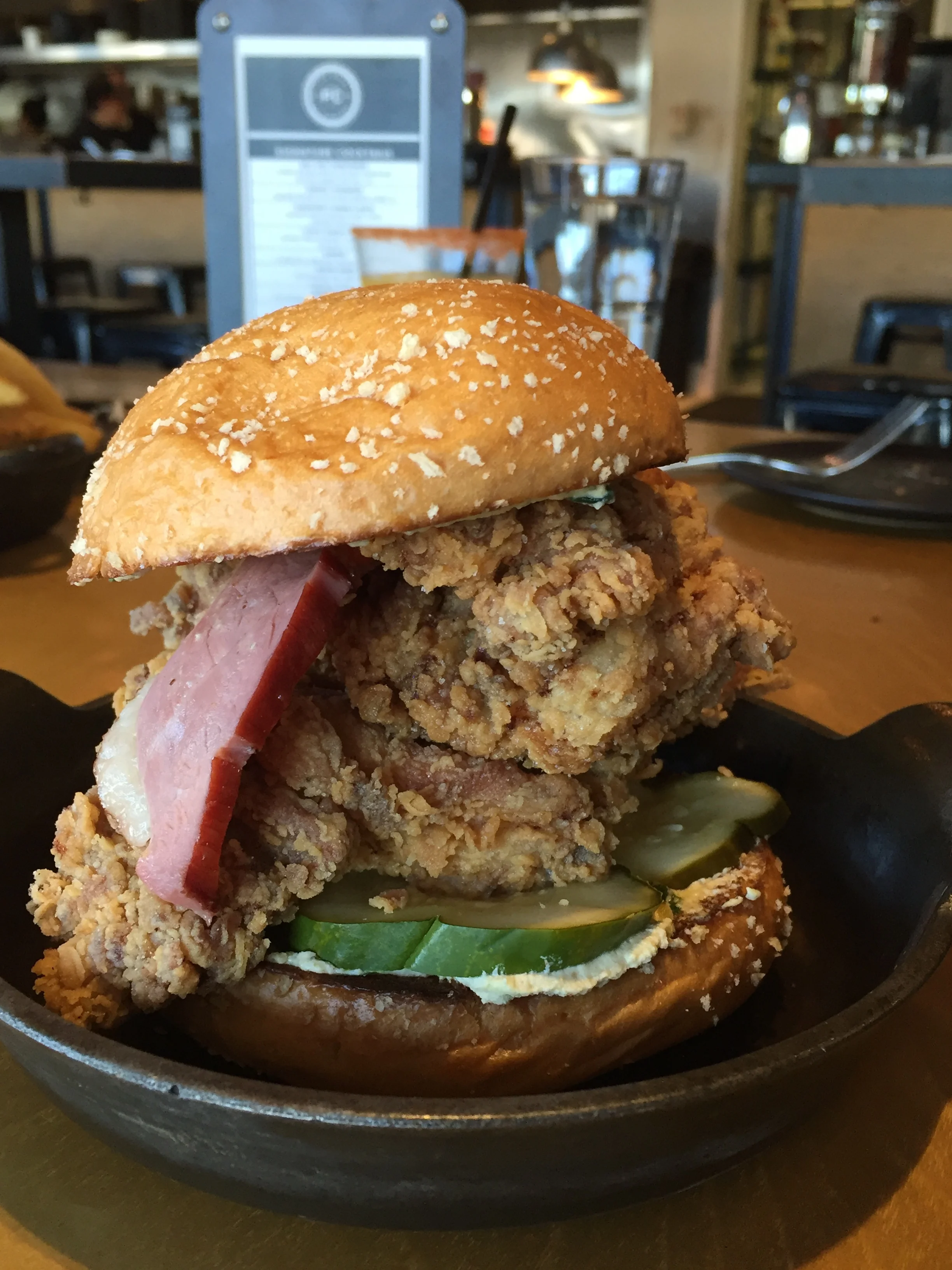 SOUTHERN FRY - smoky fried Jidori chicken, spicy green pimento cheese, duck breast ham, pickles.