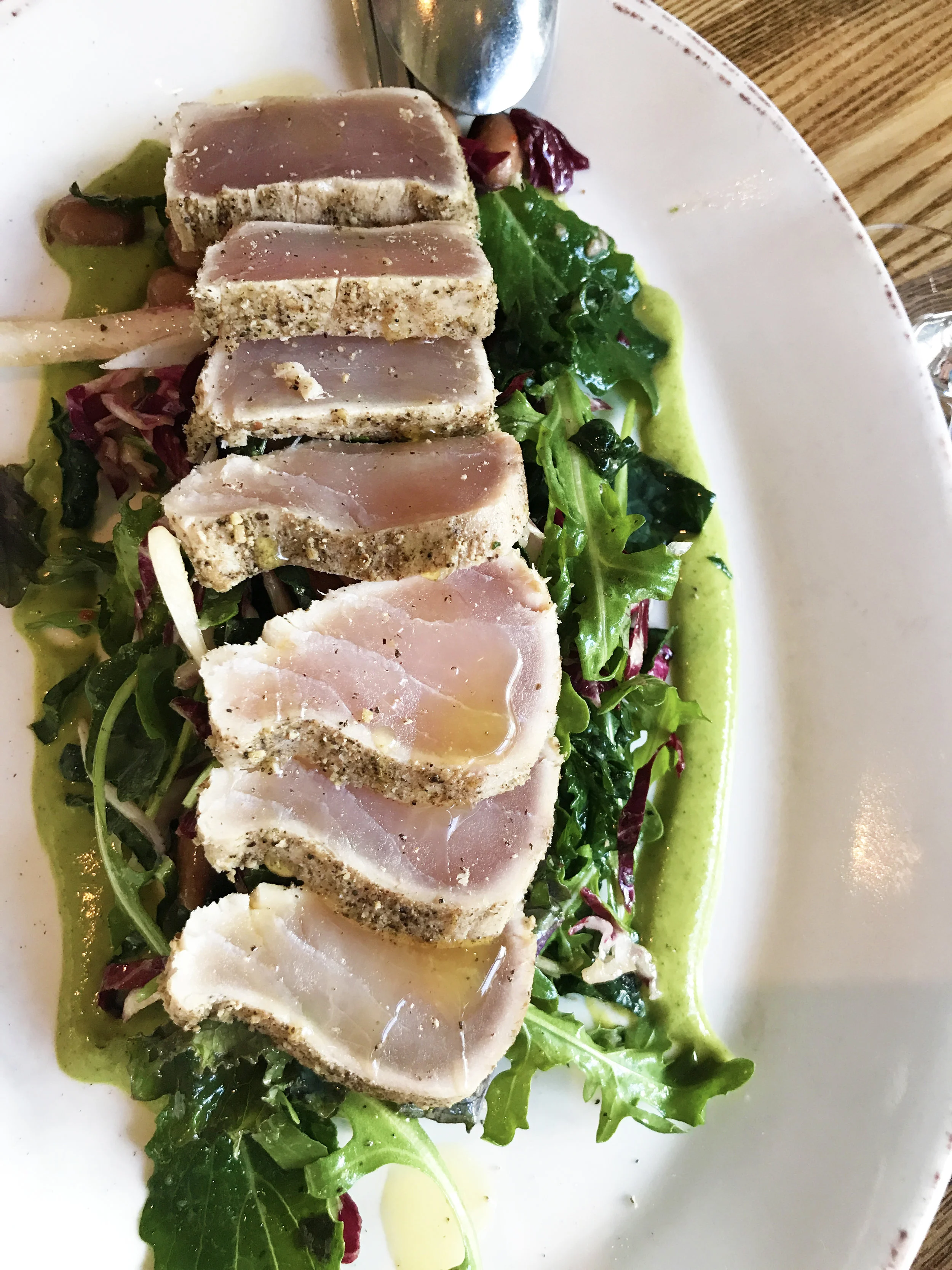 Tonnetto - seared albacore tuna, arugula, radicchio, marinated borlotti beans, green garlic coulis