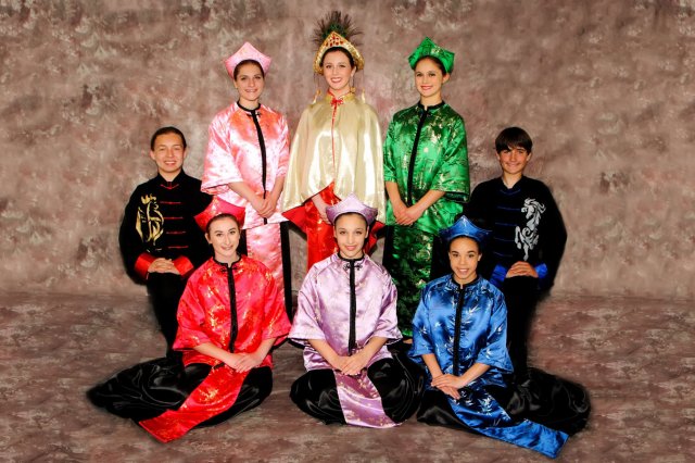 2017's Royal Court, Feast of Lanterns. Image courtesy official Feast of Lanterns site. image description: 8 young teenagers are arranged in a portrait photo. They are all dressed in costume Chinese-inspired clothes.