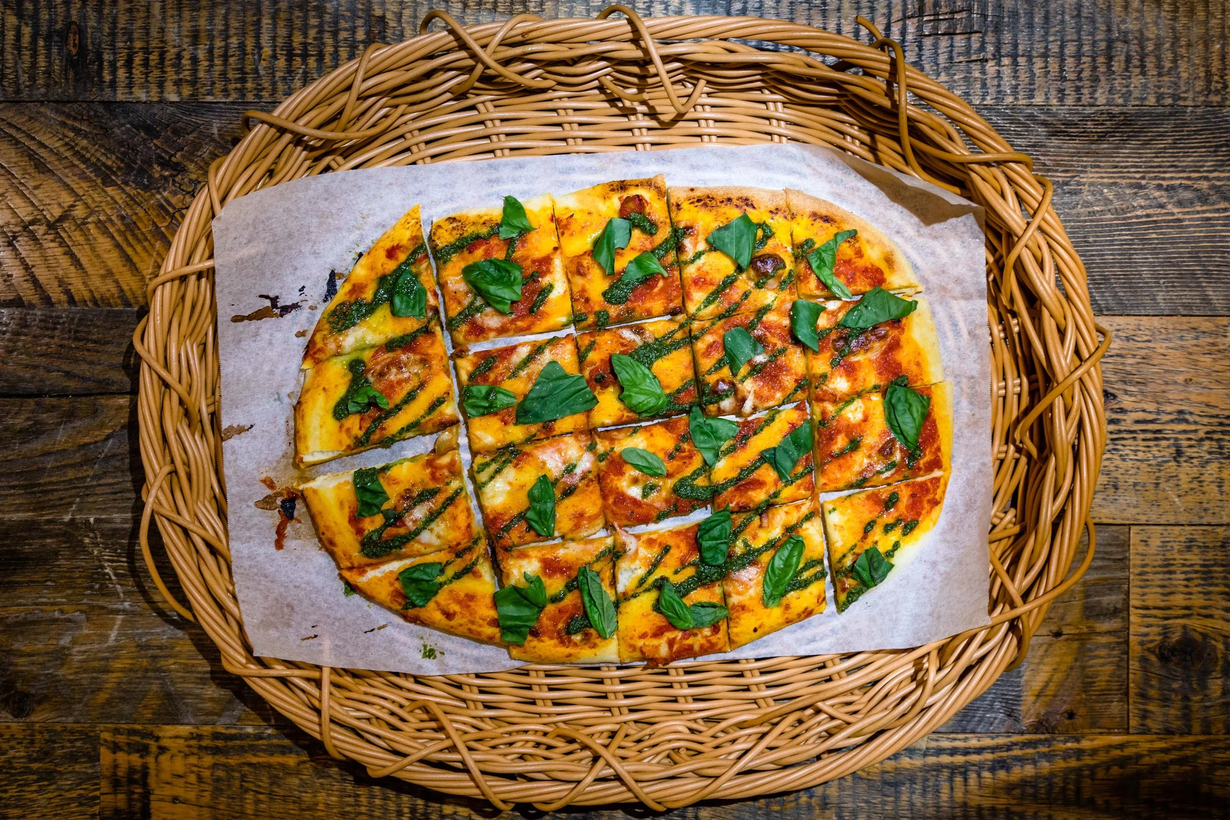 Focaccia Pizza (8名様分 ¥2,500)