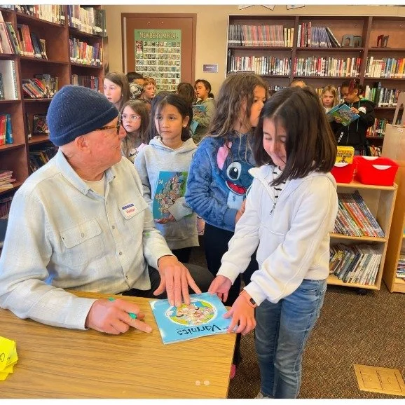 These lucky @santamargaritaousd students met John Lamb, author of &ldquo;The Varmits&rdquo;, teaching students about good manners.

#thevarmits #manners #kindness