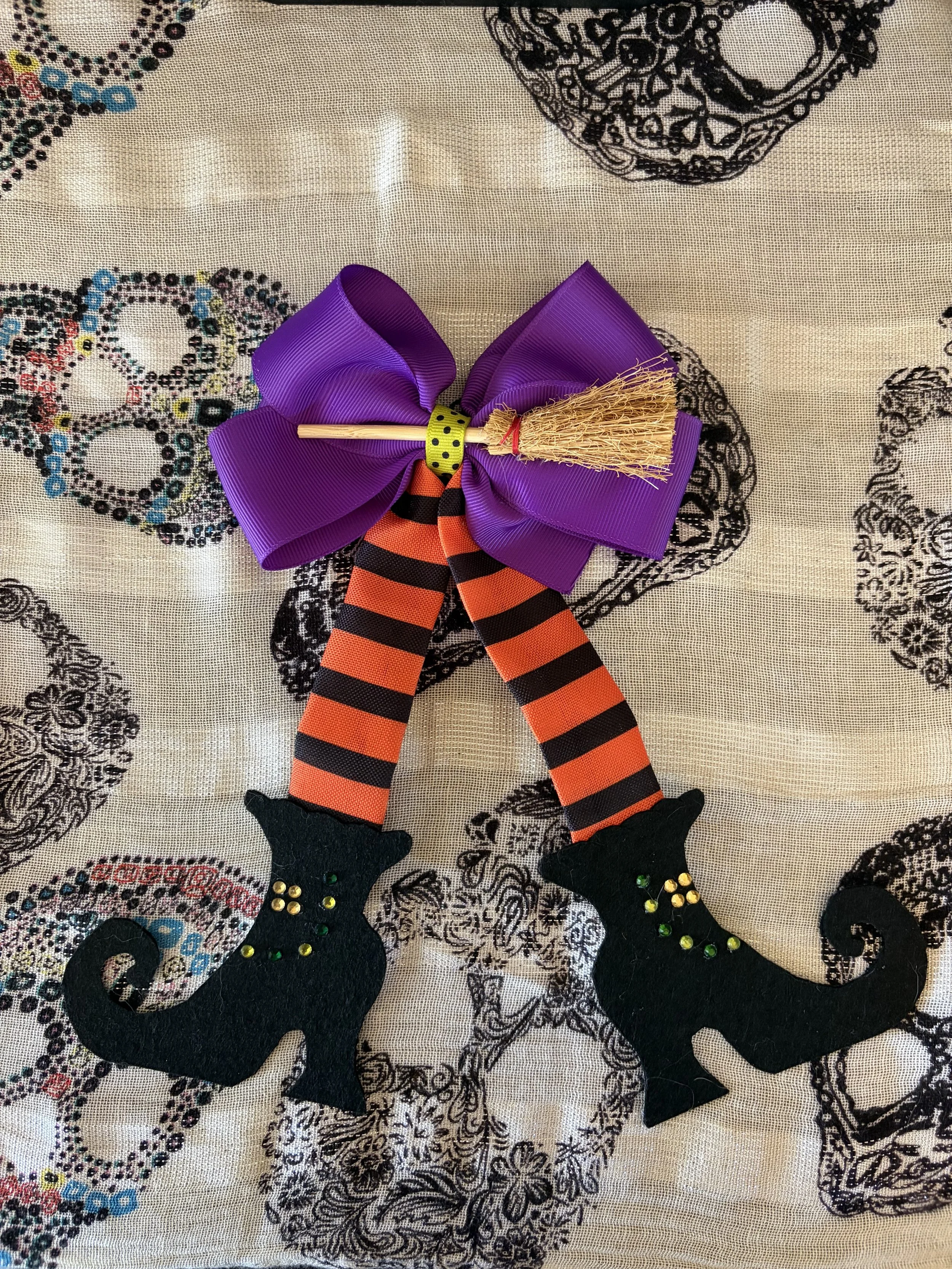 Purple Witch Character Bow