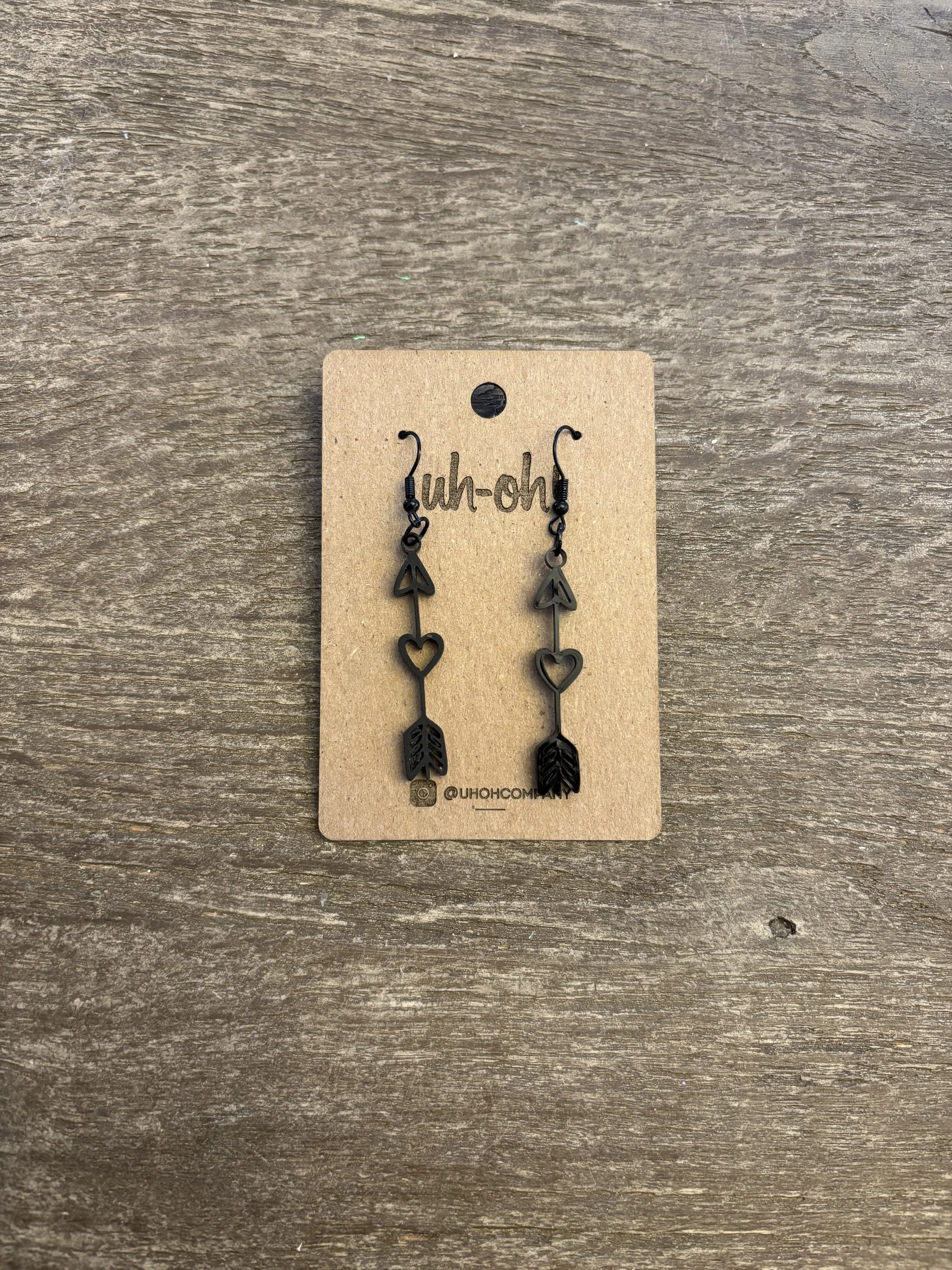 Heart Arrow Dangling Earrings (Up)