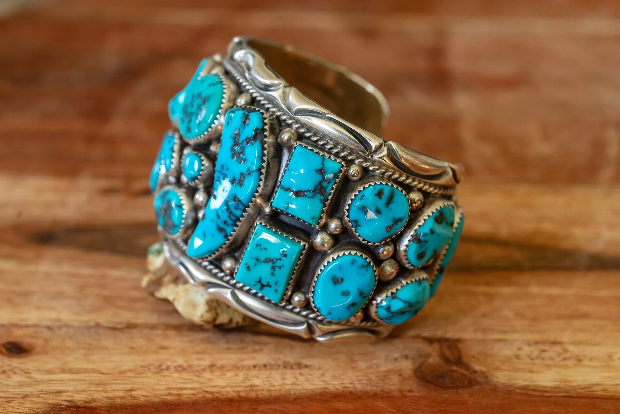 eldorado_general_store_detroit_turquoise_vintage_cuff_bracelet3.jpg