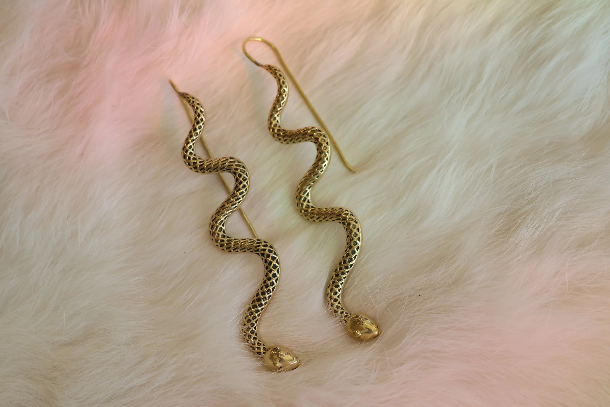 EldoradoGeneralStore_SerpentSnake_Earrings_Brass_Jewelry_BestBoutiqueDetroit_2.JPG