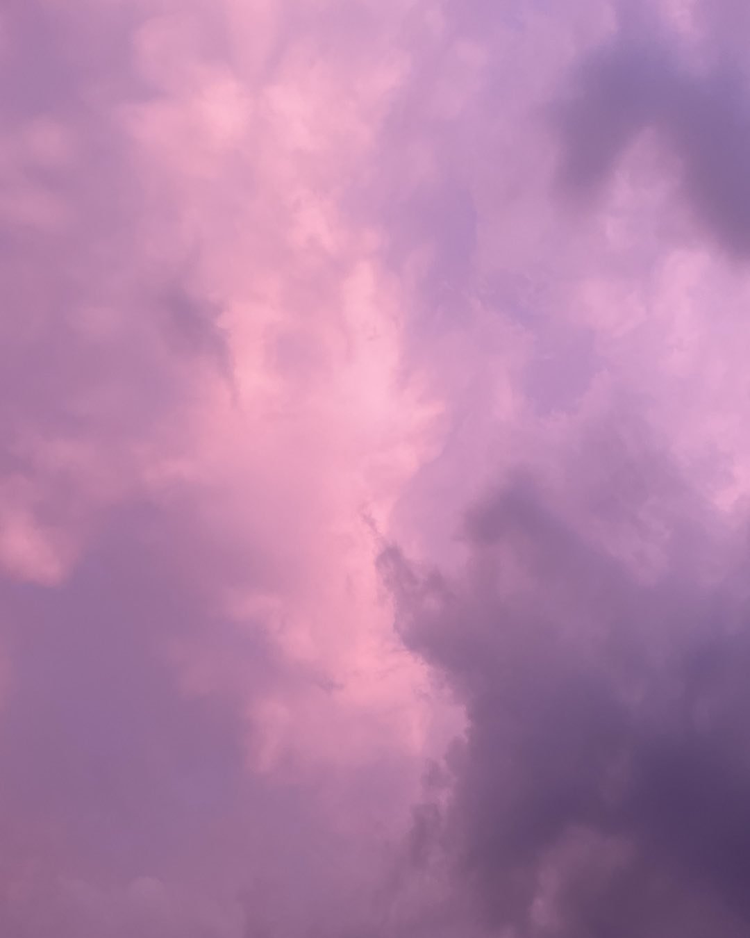 Hi friends - Erin here with a pretty picture of a sunset to let you know that I had a bit of an accident and am heading to get stitches. Everything will be fine but I&rsquo;m so sorry to say that this will impact opening today. 

I&rsquo;m not sure w