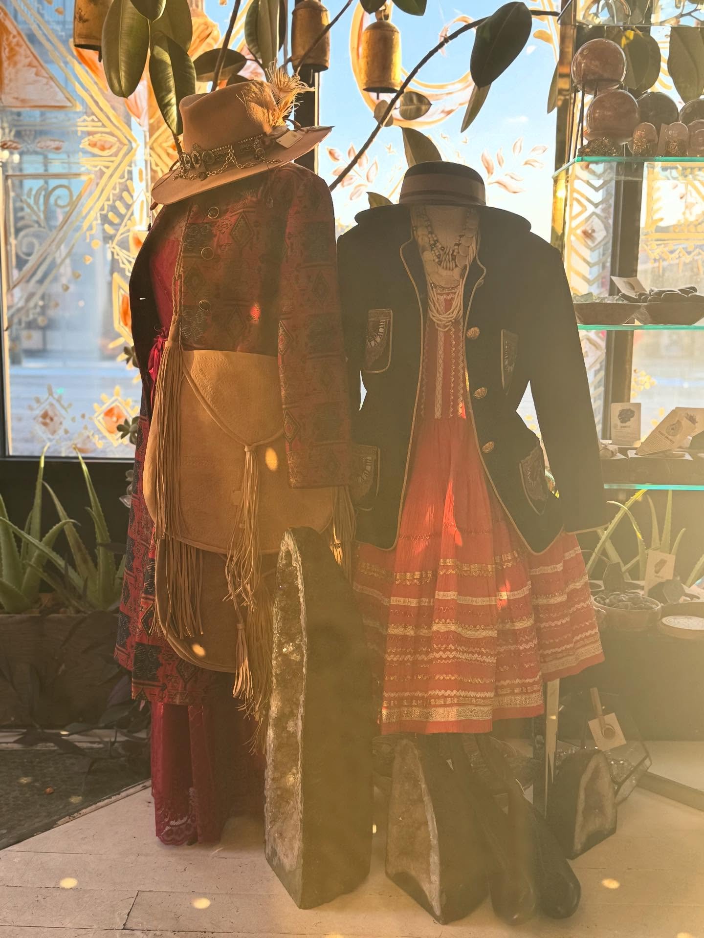 OPEN EVERYDAY now until Christmas! 
✨❄️🎄❄️✨

This week: everyday 1-6pm
Starting this Saturday: everyday 12-7pm

Shop is stocked and ready for you to find the perfect gifts for your favorite humans. ✨