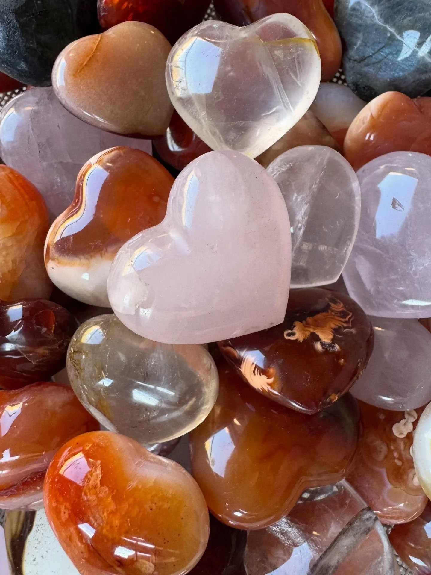 Heading back from the Tucson Gem Show today and looking forward to spending Valentine&rsquo;s Week at Eldorado with you. We have lots of holiday fun to share starting Thursday 😽✨

Beautiful fresh flower bouquets by @wefloraldetroit will be available