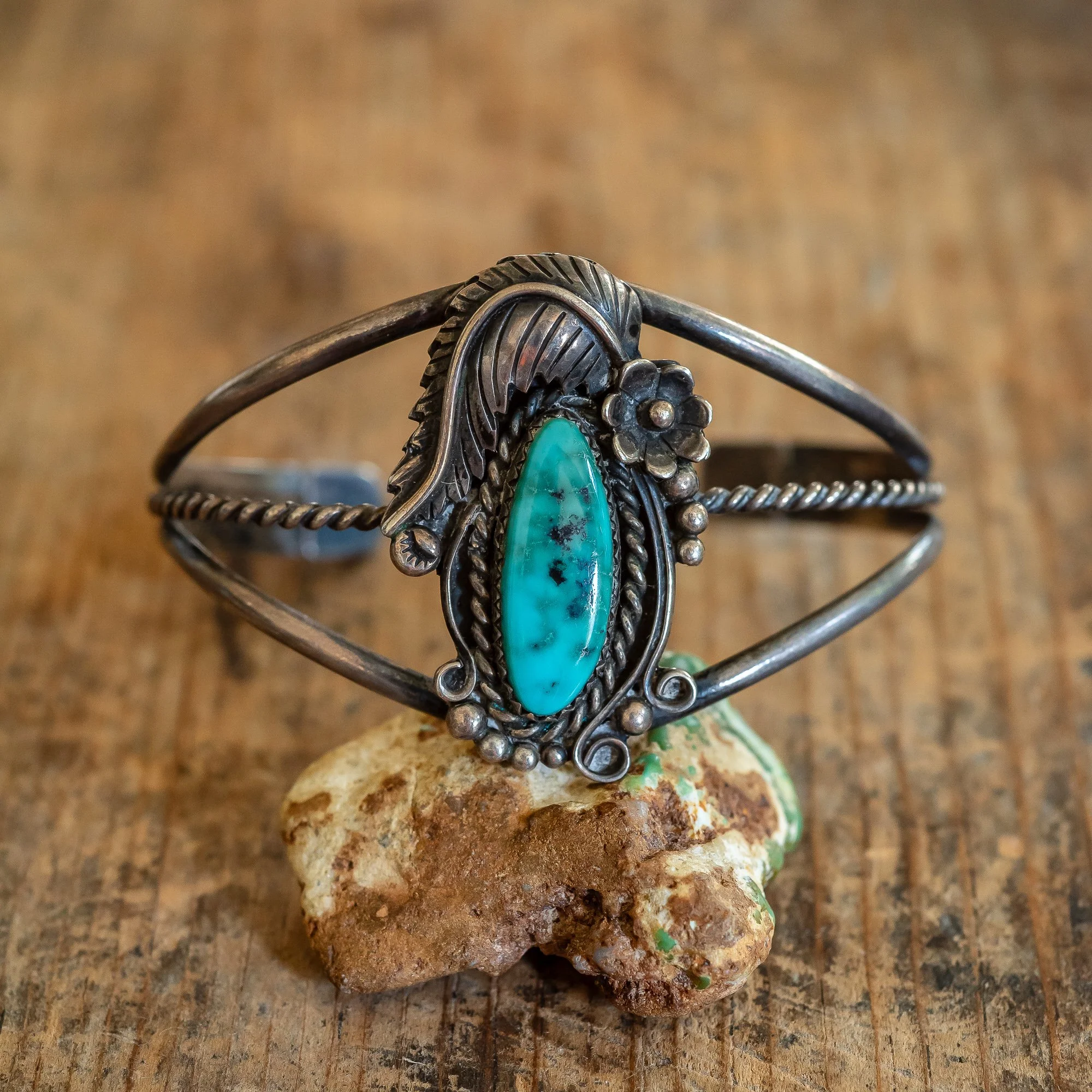 eldorado_general_store_detroit_vintage_turquoise_bracelet-28.jpg