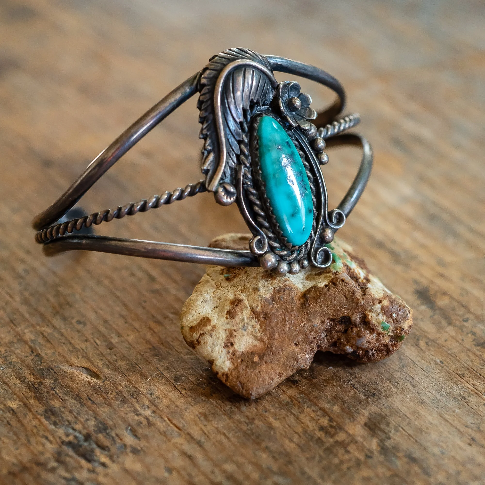 eldorado_general_store_detroit_vintage_turquoise_bracelet-29.jpg