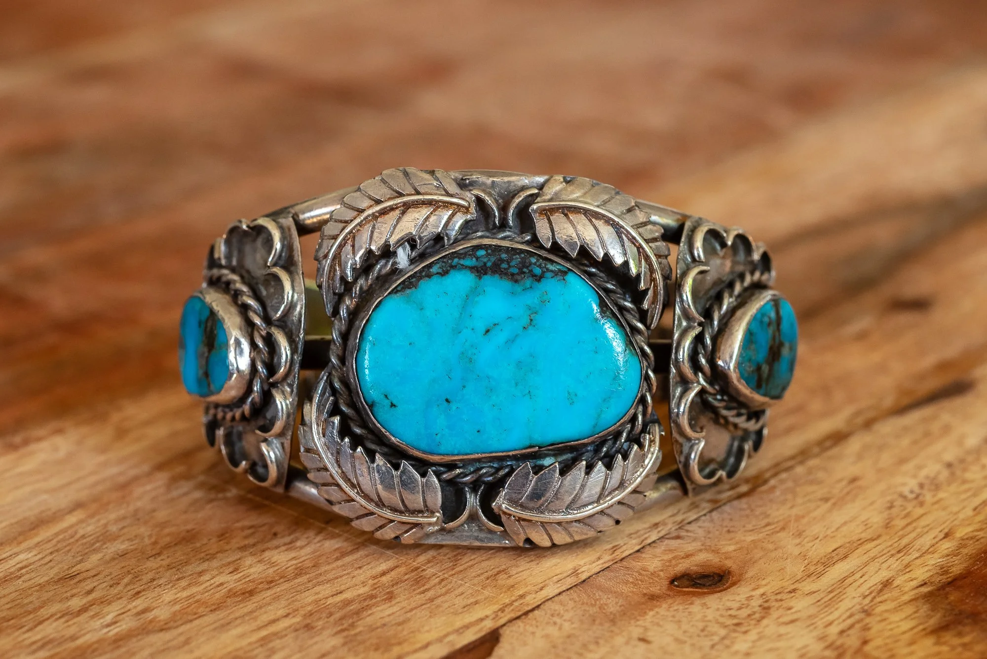 eldorado_general_store_detroit_turquoise_vintage_cuff_bracelet2-3.jpg