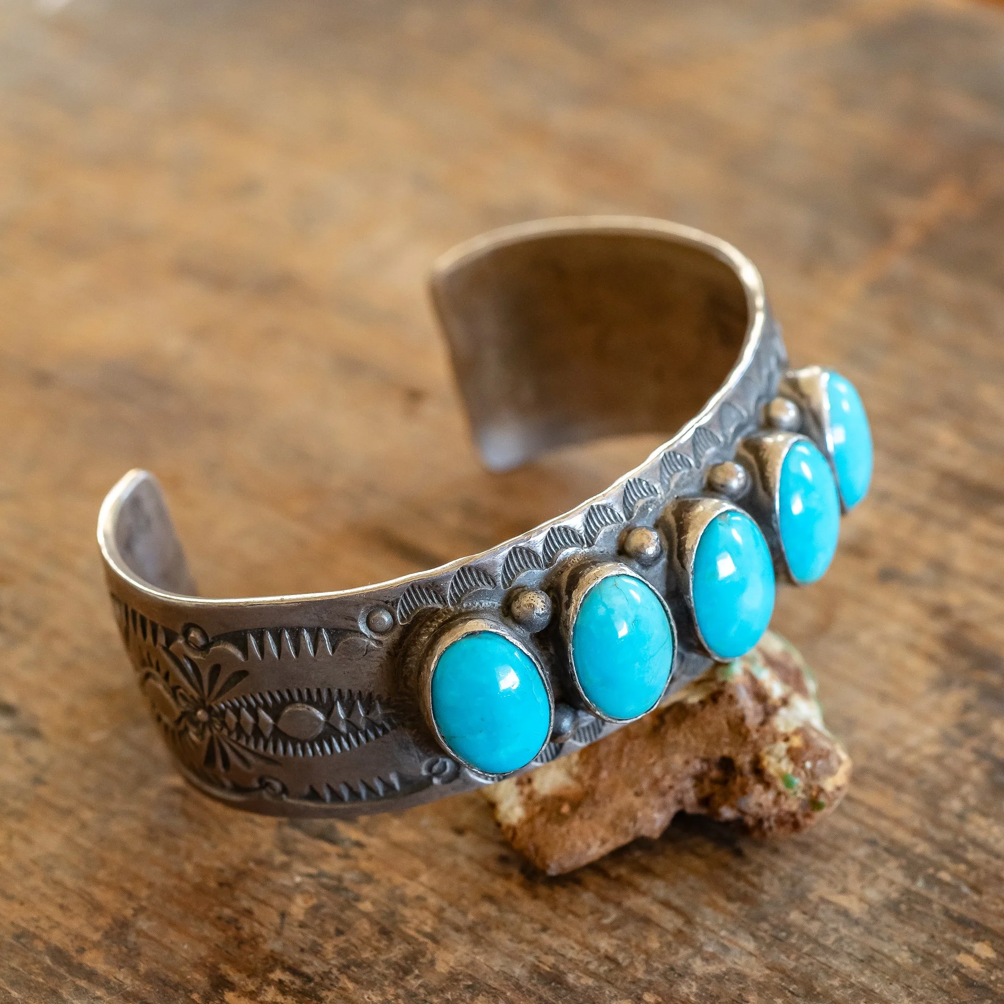 eldorado_general_store_detroit_turquoise_kingman_bracelet2-3.jpg