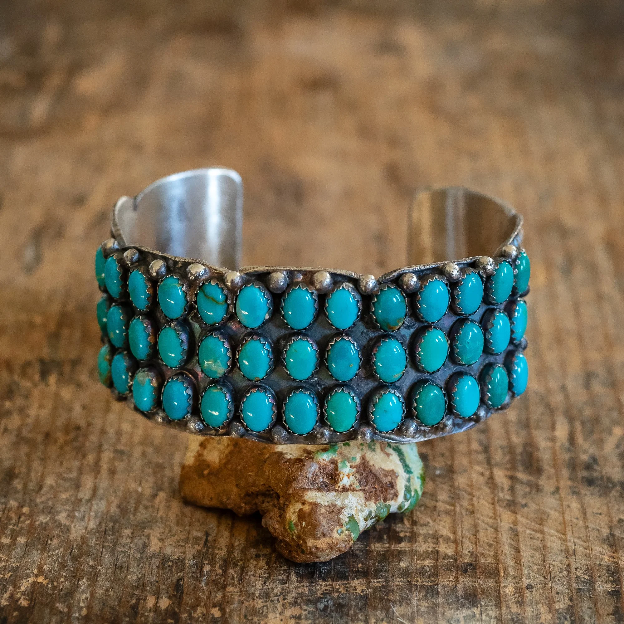 eldorado_general_store_detroit_turquoise_kingman_bracelet3-2.jpg