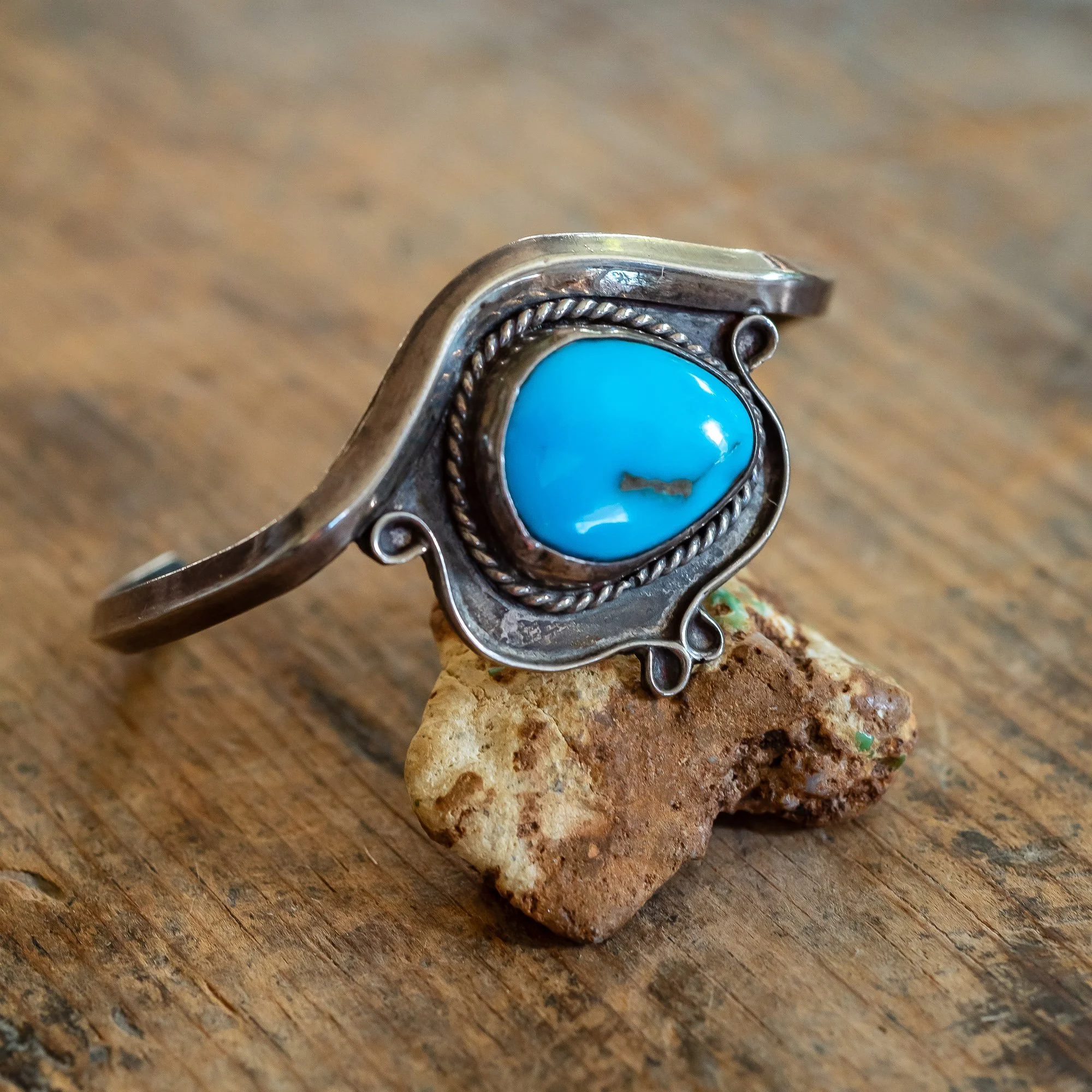 eldorado_general_store_detroit_vintage_turquoise_bracelet-22.jpg