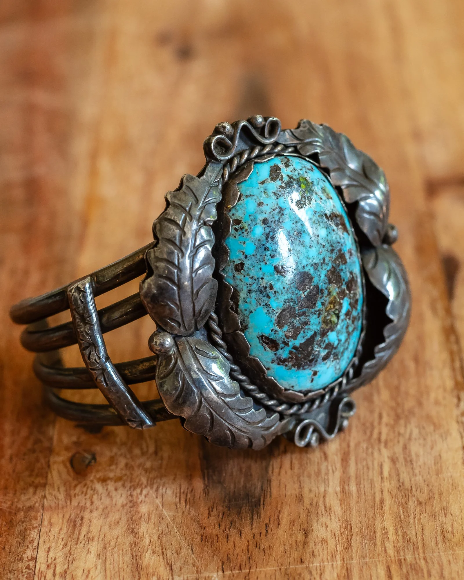 eldorado_general_store_detroit_turquoise_vintage_cuff_bracelet1-3.jpg